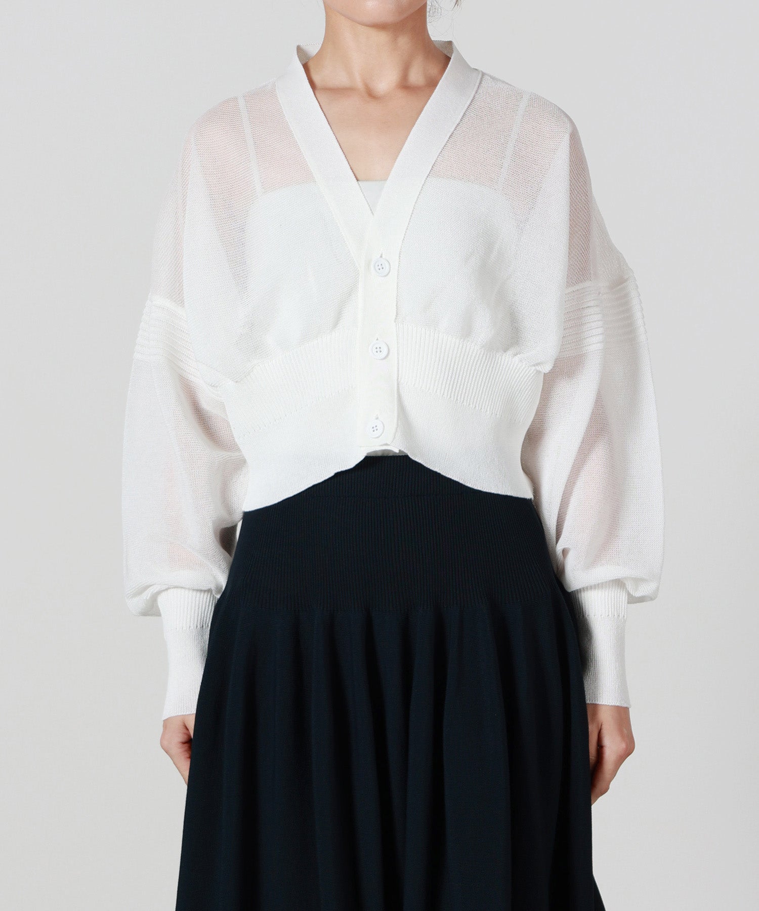 CFCL(シーエフシーエル)】 TC GARTER LUCENT CROPPED CARDIGAN