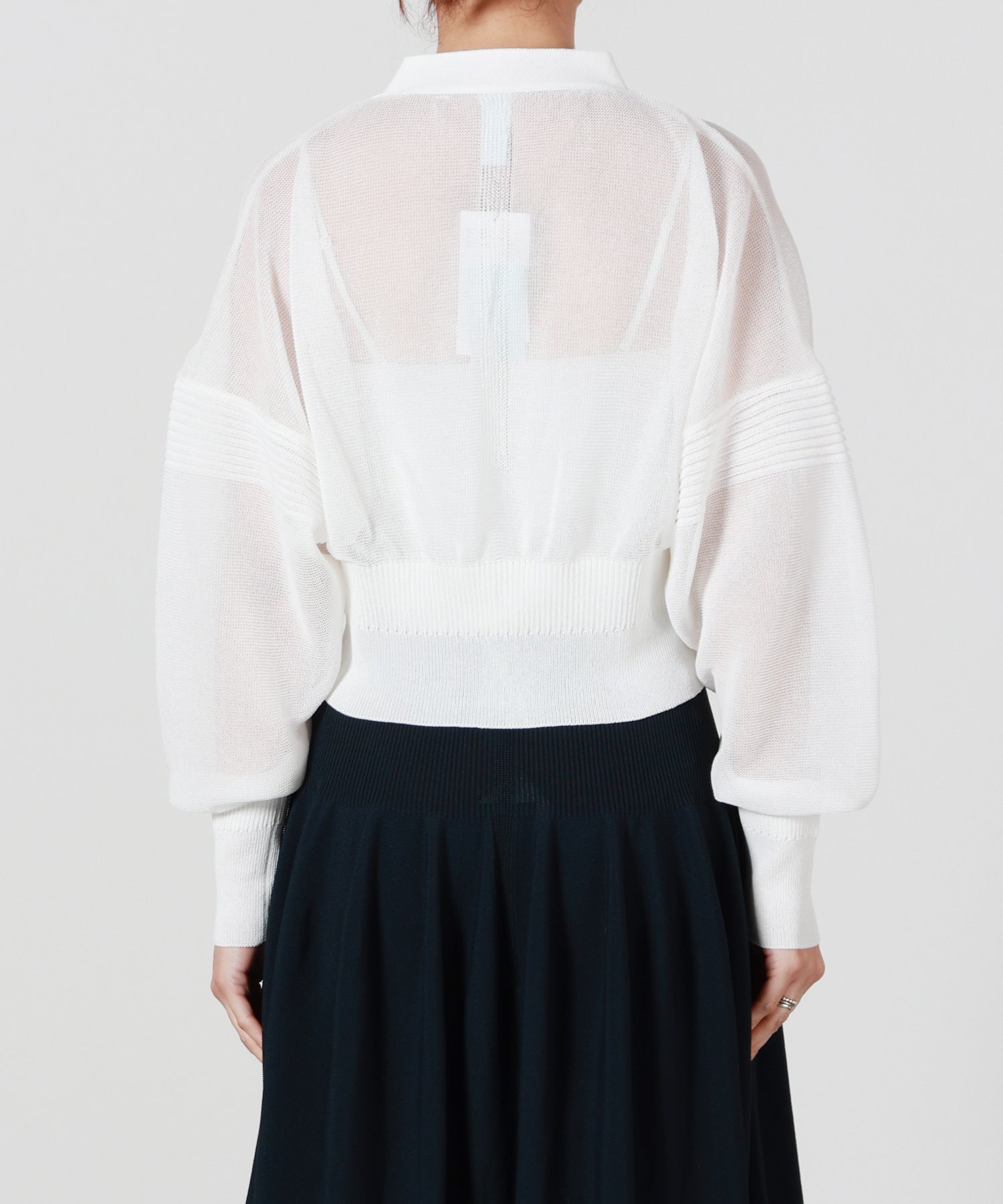 CFCL(シーエフシーエル)】 TC GARTER LUCENT CROPPED CARDIGAN