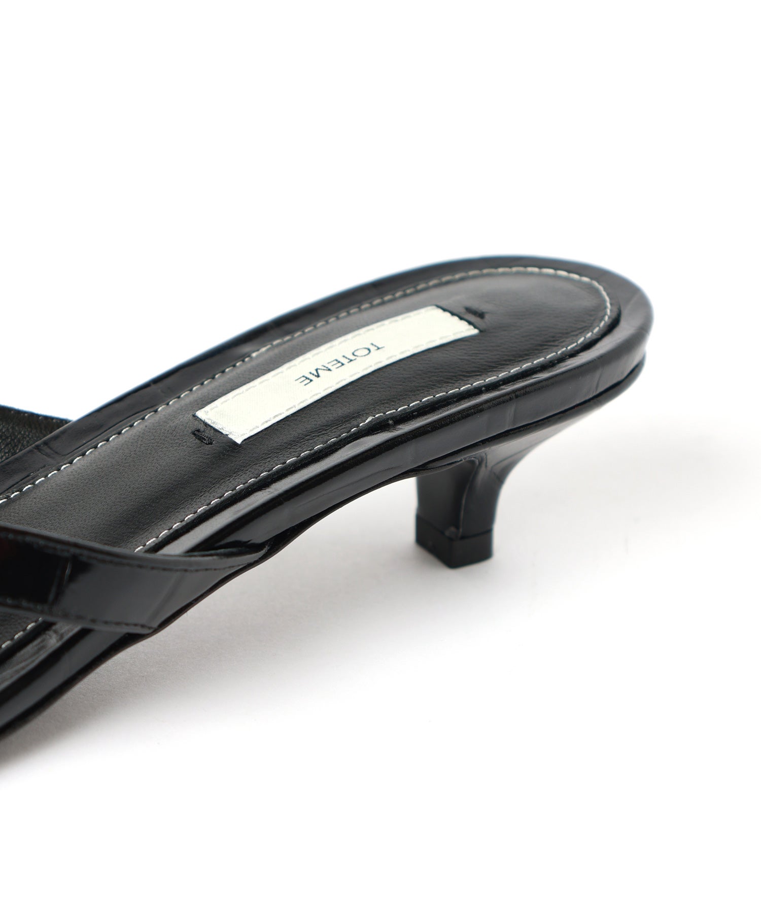 TOTEME(トーテム)】 Leather Thong Sandals｜PARIGOT ONLINE（パリゴ