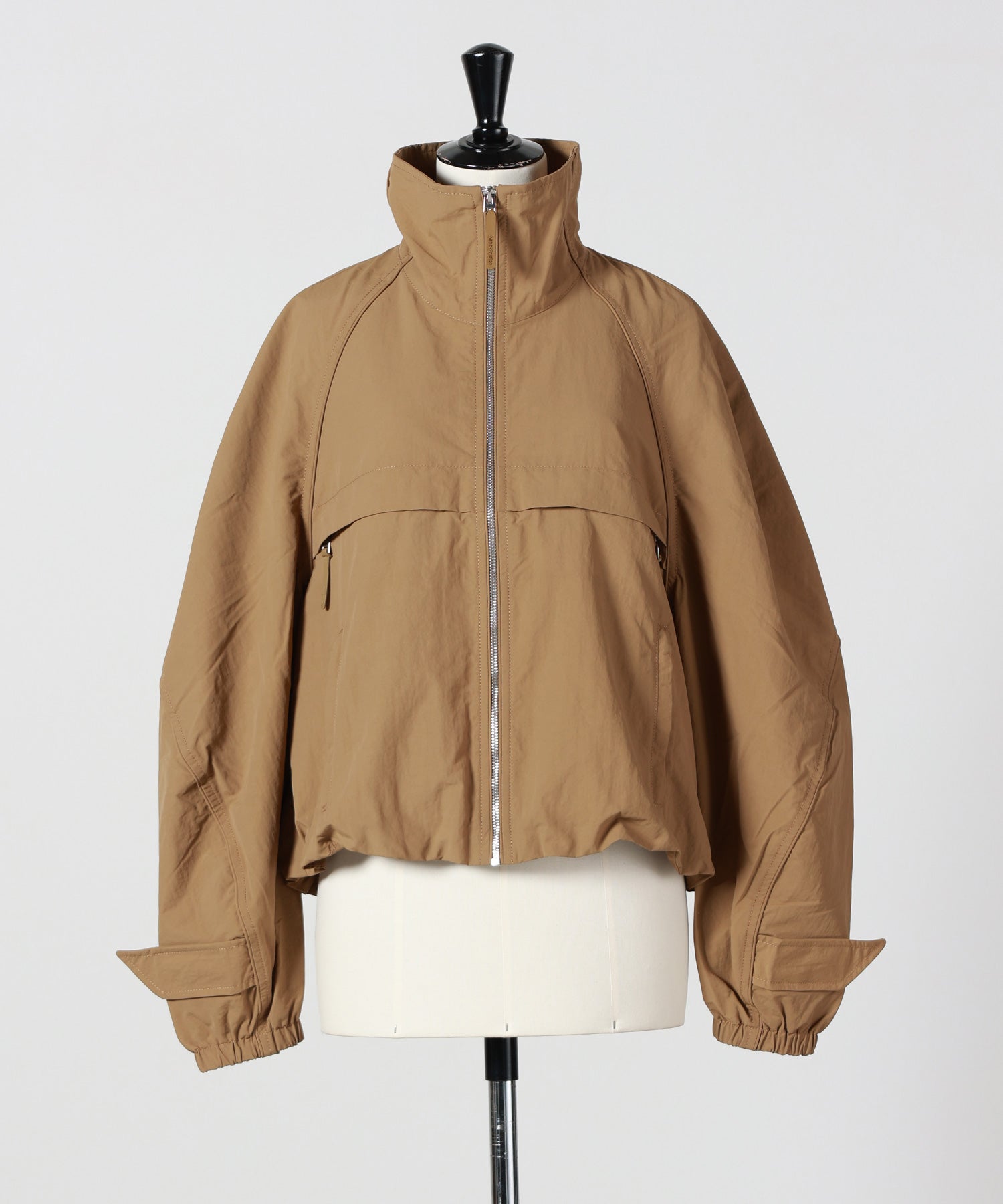 Acne Studios(アクネストゥディオズ)】 ナイロンロゴジャケット