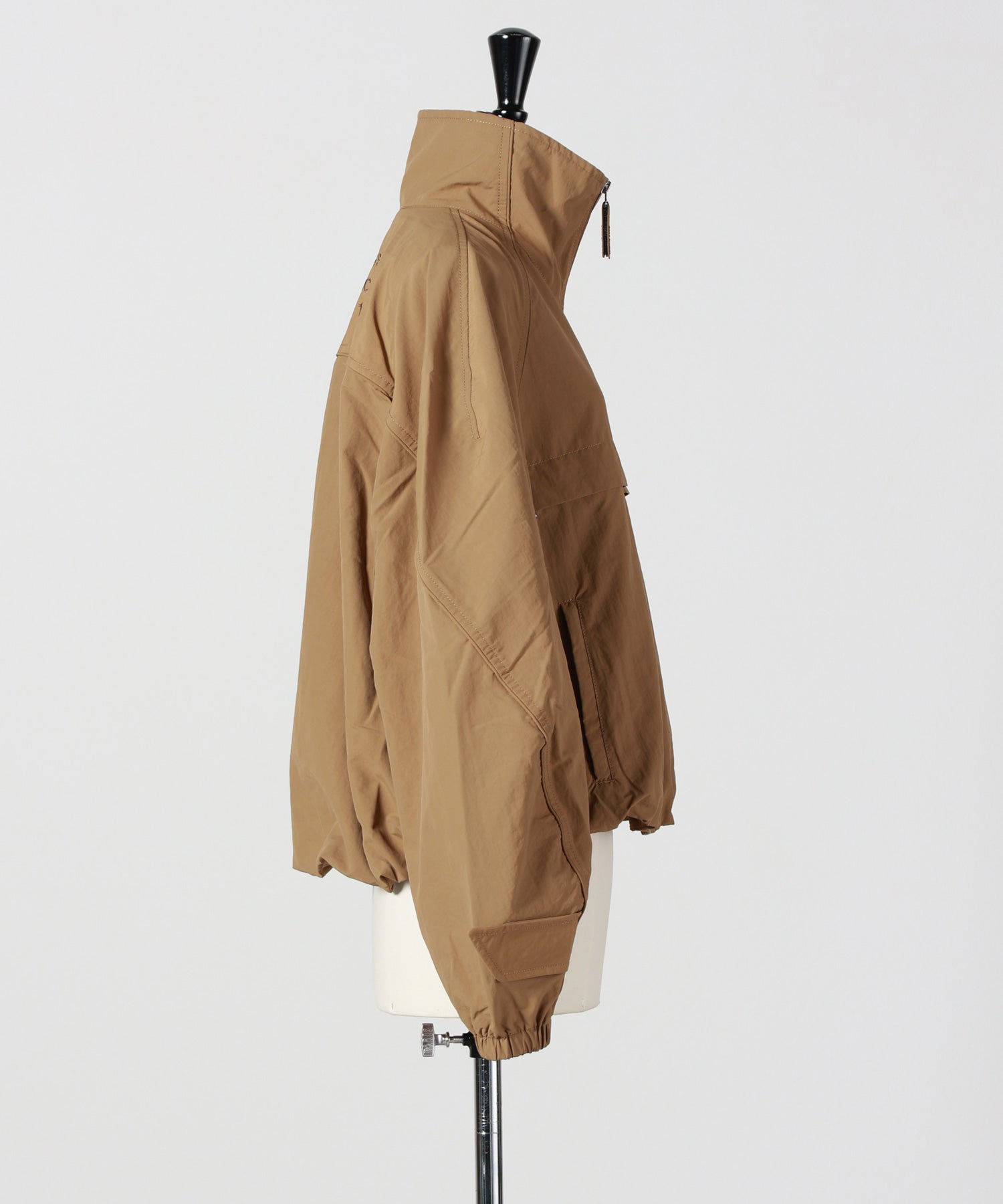Acne Studios(アクネストゥディオズ)】 ナイロンロゴジャケット