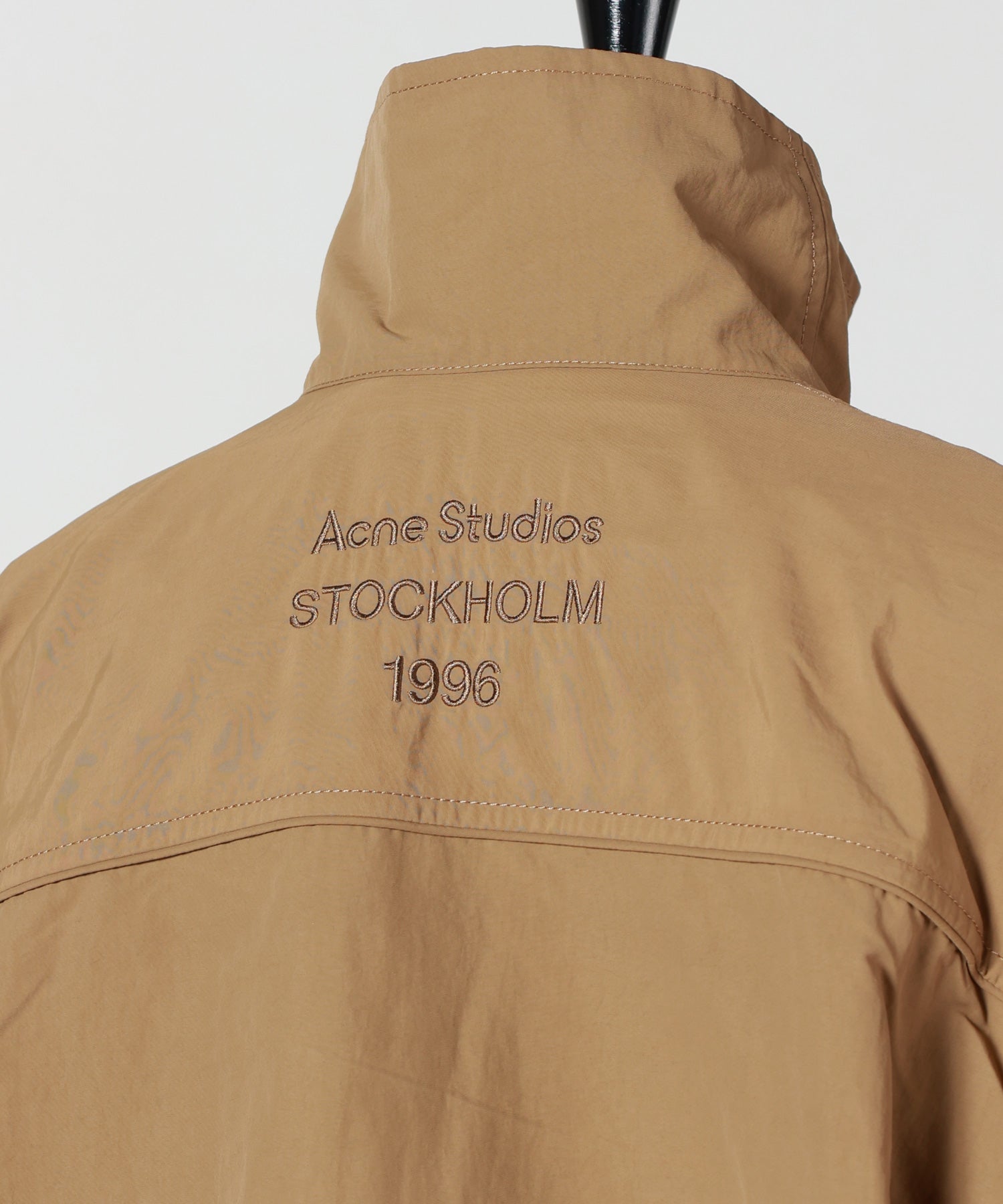 Acne Studios(アクネストゥディオズ)】 ナイロンロゴジャケット