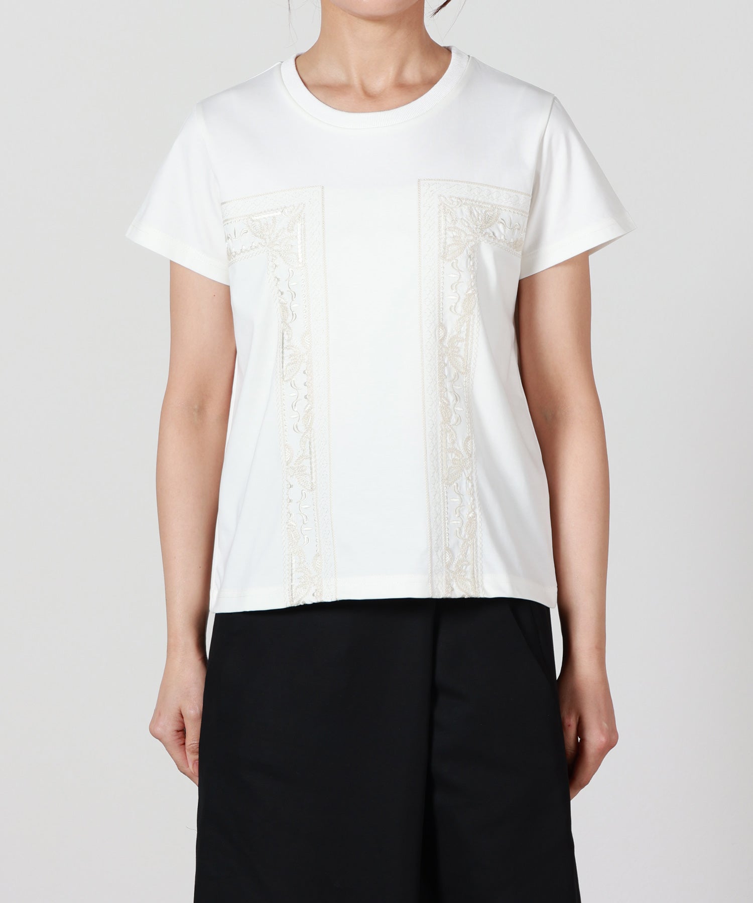 MURRAL(ミューラル)】 Framed embroidered jersey tops｜PARIGOT