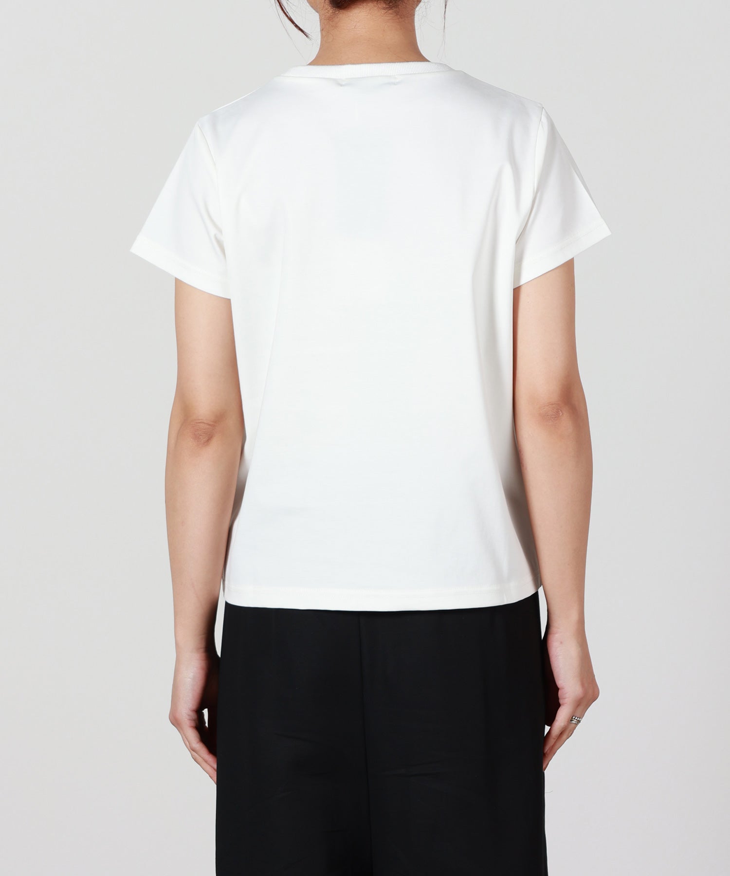 MURRAL(ミューラル)】 Framed embroidered jersey tops｜PARIGOT