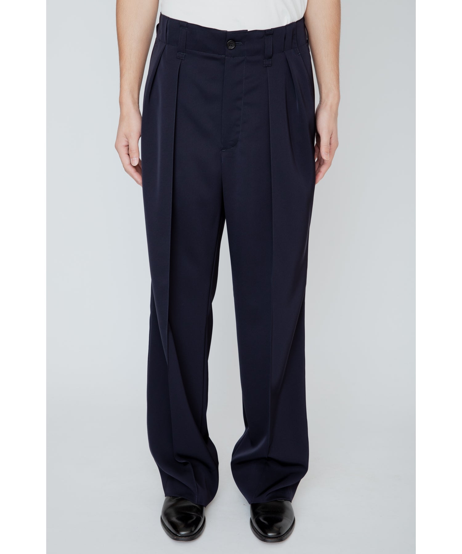 C(NAVY)