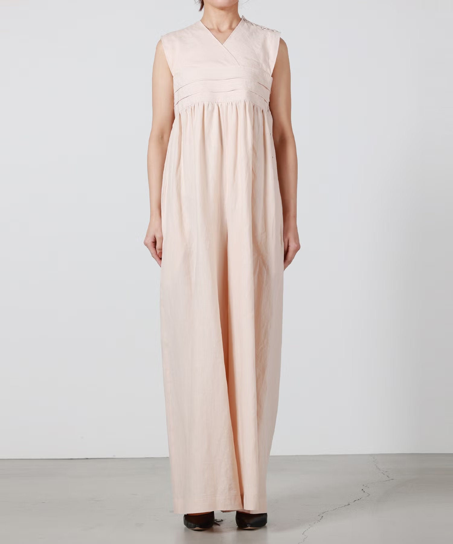 HYKE(ハイク)】 LINEN JUMPSUIT｜PARIGOT ONLINE（パリゴオンライン）