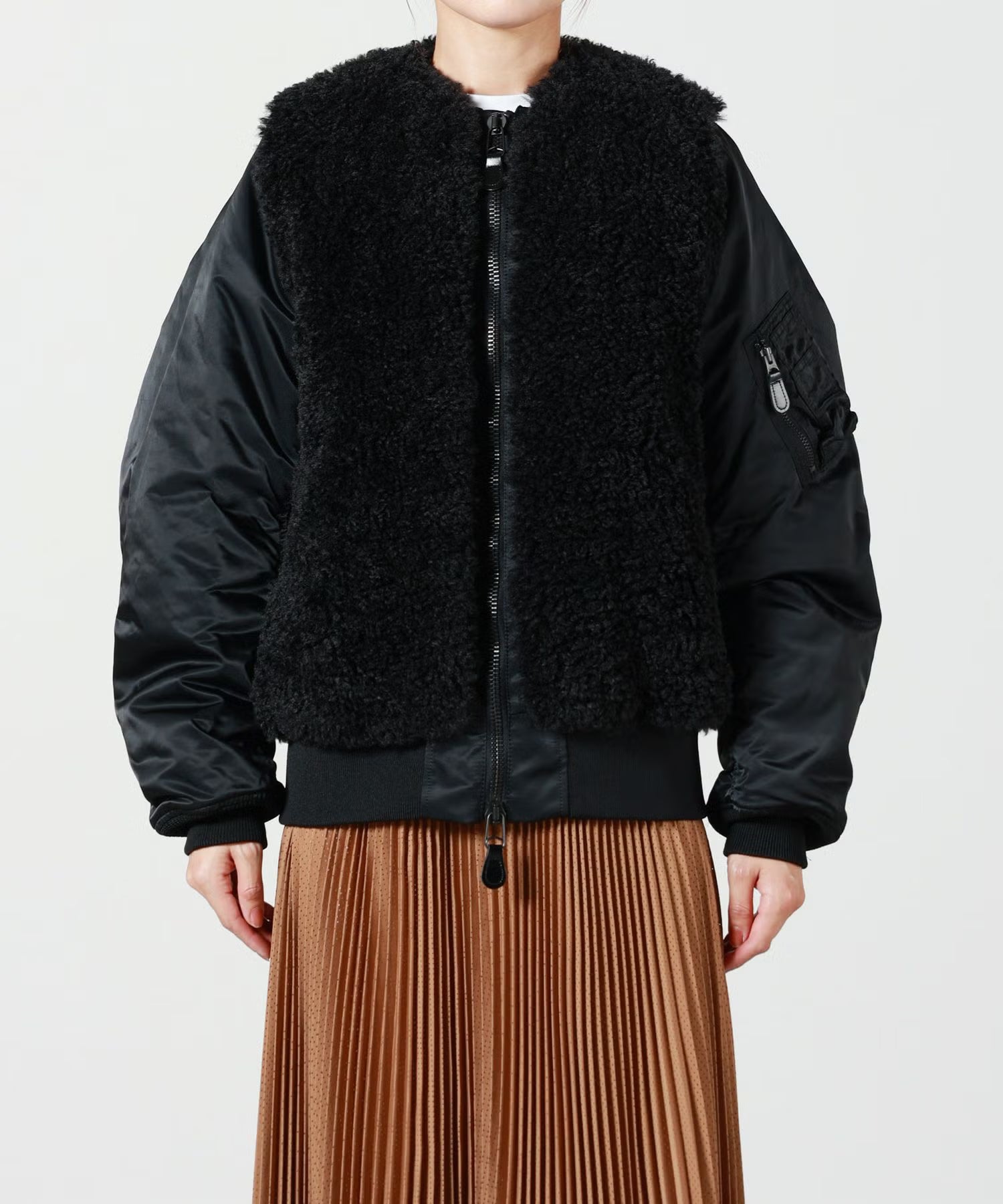 新品未使用 HYKE 大人気シャギーモヘア ジャコート size1 HYKE(ハイク)】 《26AW予約》FAUX SHEARLING TYPE MA1JACKET｜PARIGOT