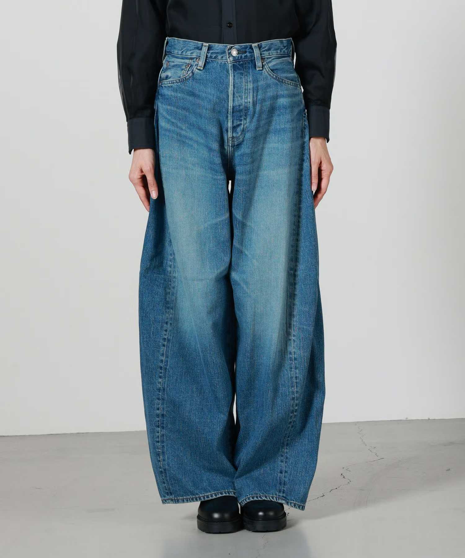 HYKE(ハイク)】 BARREL-LEG DENIM JEANS｜PARIGOT ONLINE（パリゴ