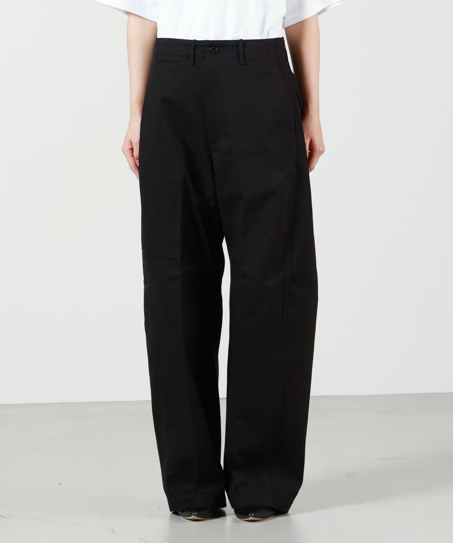 HYKE(ハイク)】 《26AW予約》≪genderless≫BARREL-LEG CHINO PANTS