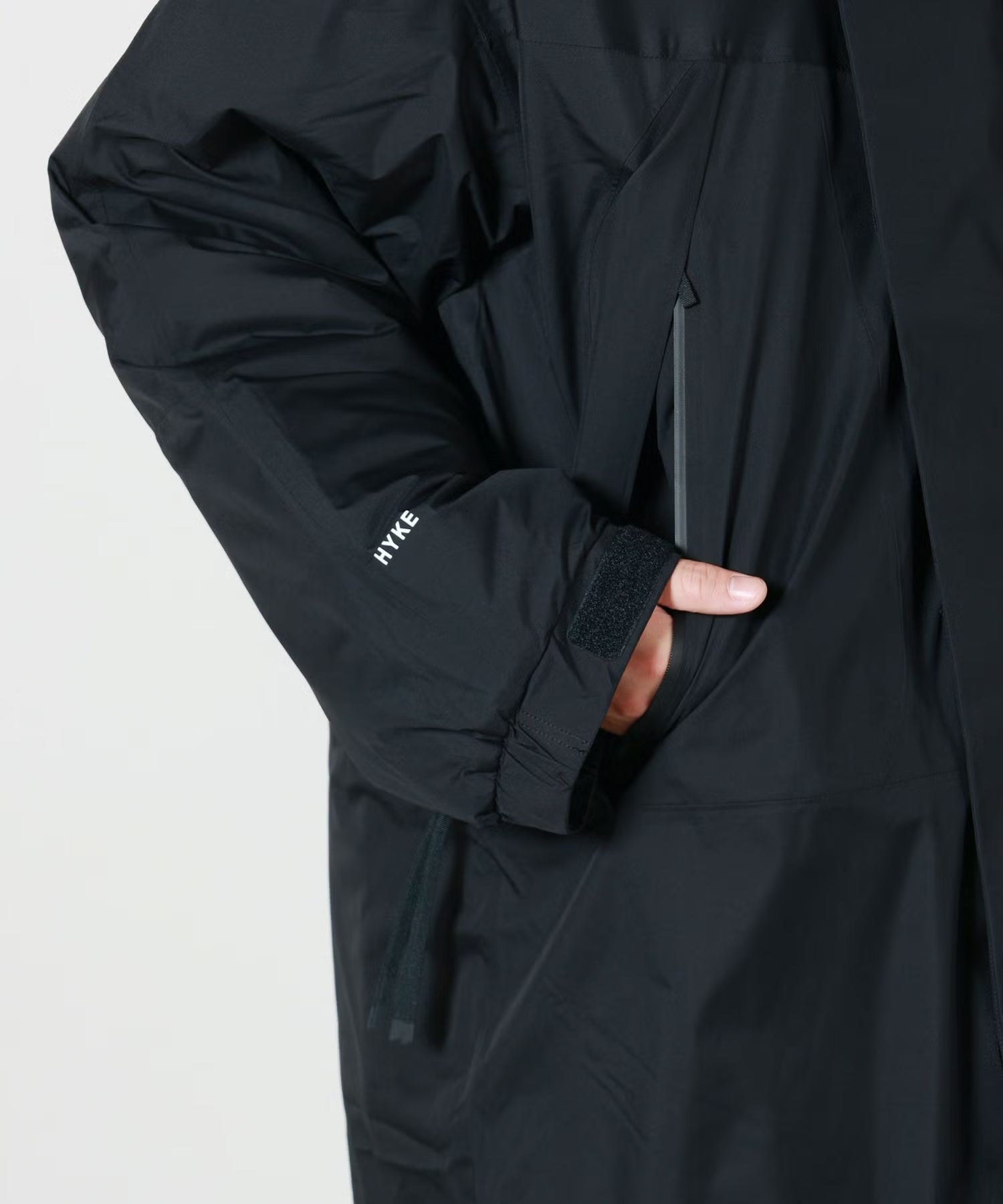 HYKE(ハイク)】 《26AW予約》≪genderless≫PERTEX PUFF PARKA