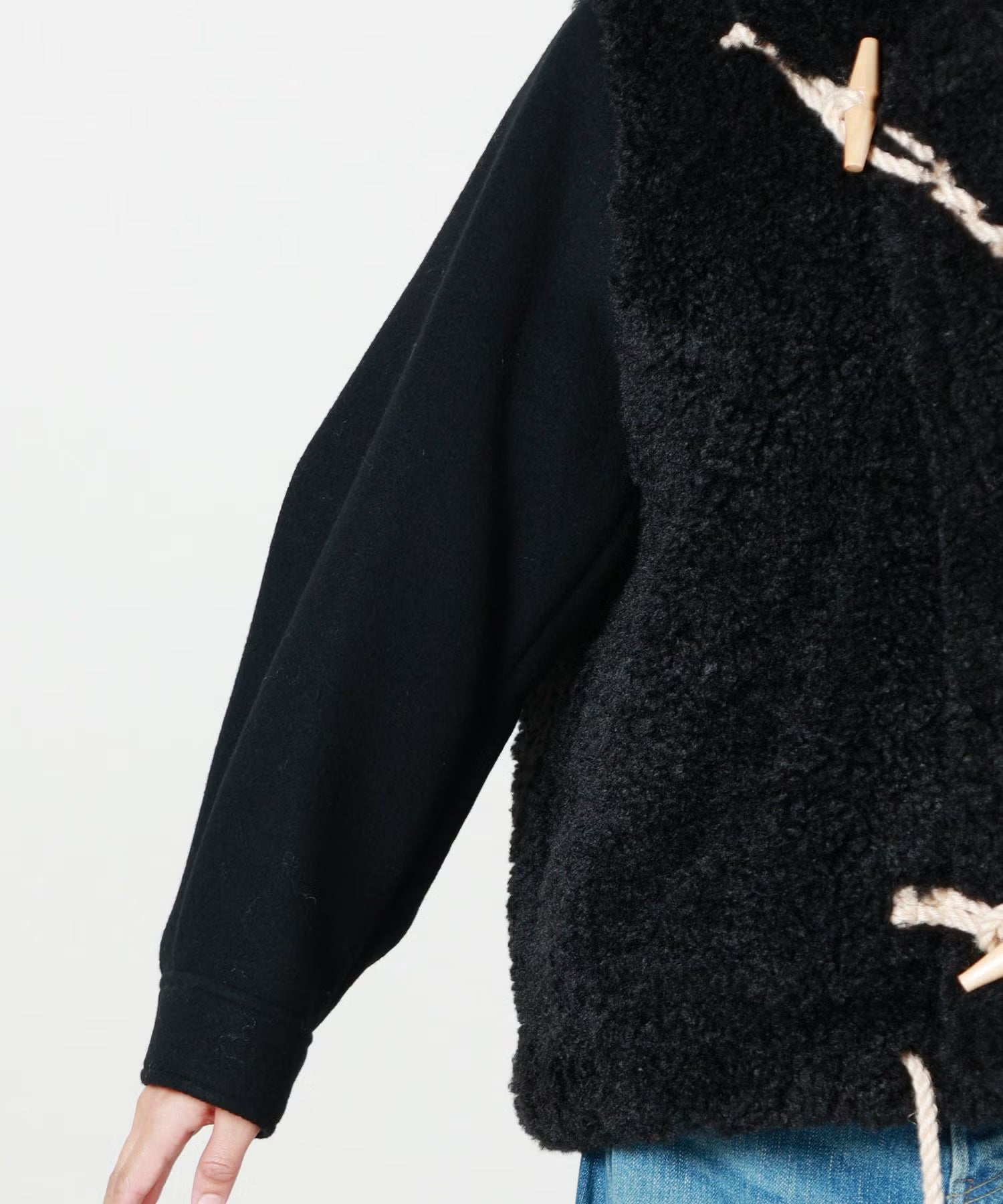 HYKE(ハイク)】 《26AW予約》DOUBLE FACE FAUX SHERLING DUFFLE JACKET