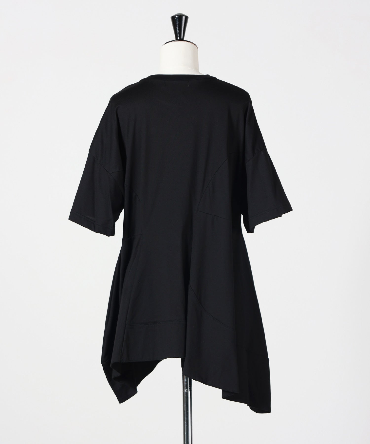 ENFOLD(エンフォルド)】 ASYMMETRY SOLID T-SHIRT｜PARIGOT ONLINE