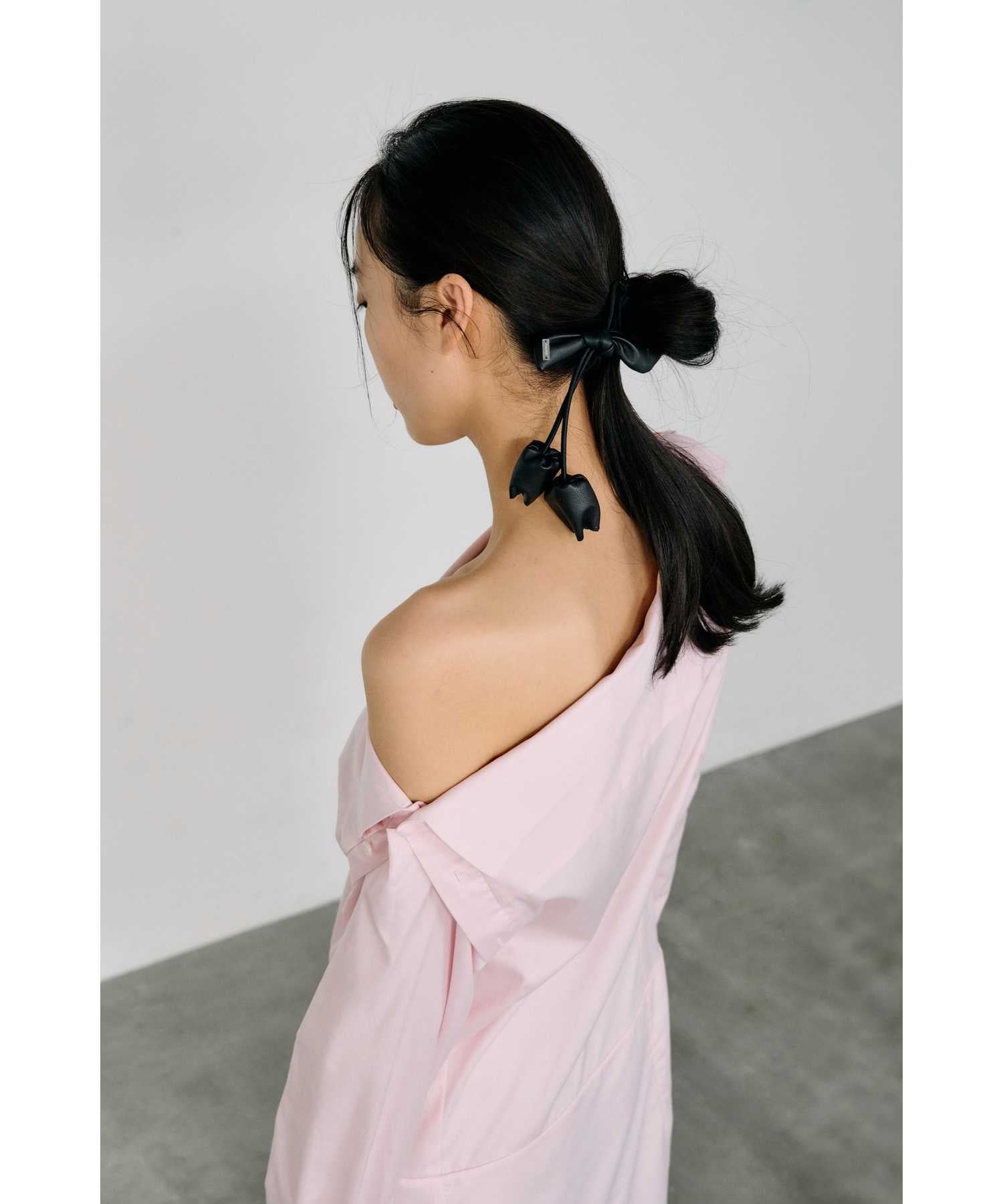 HEYEP(ヘイップ)】 Faux Leather Flower Hair Tie｜PARIGOT ONLINE