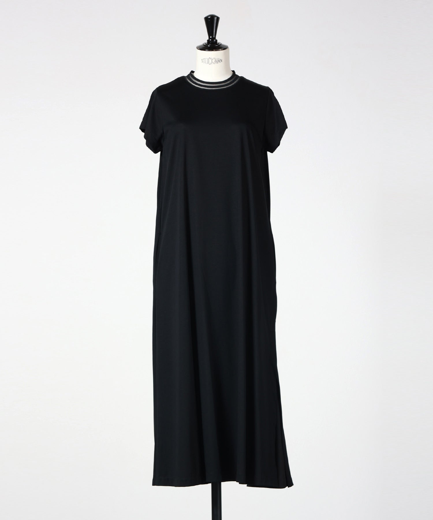 C(BLACK)
