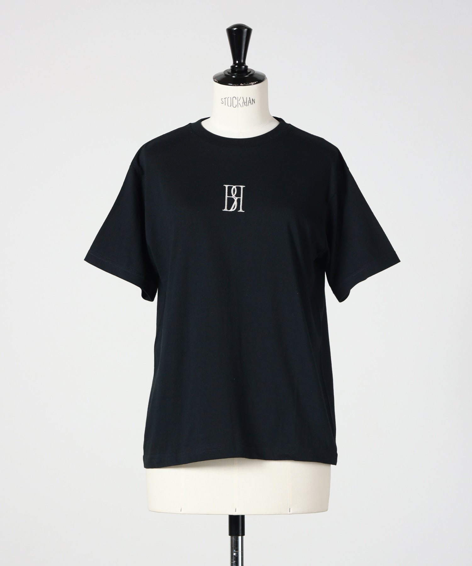 D(BLACK)
