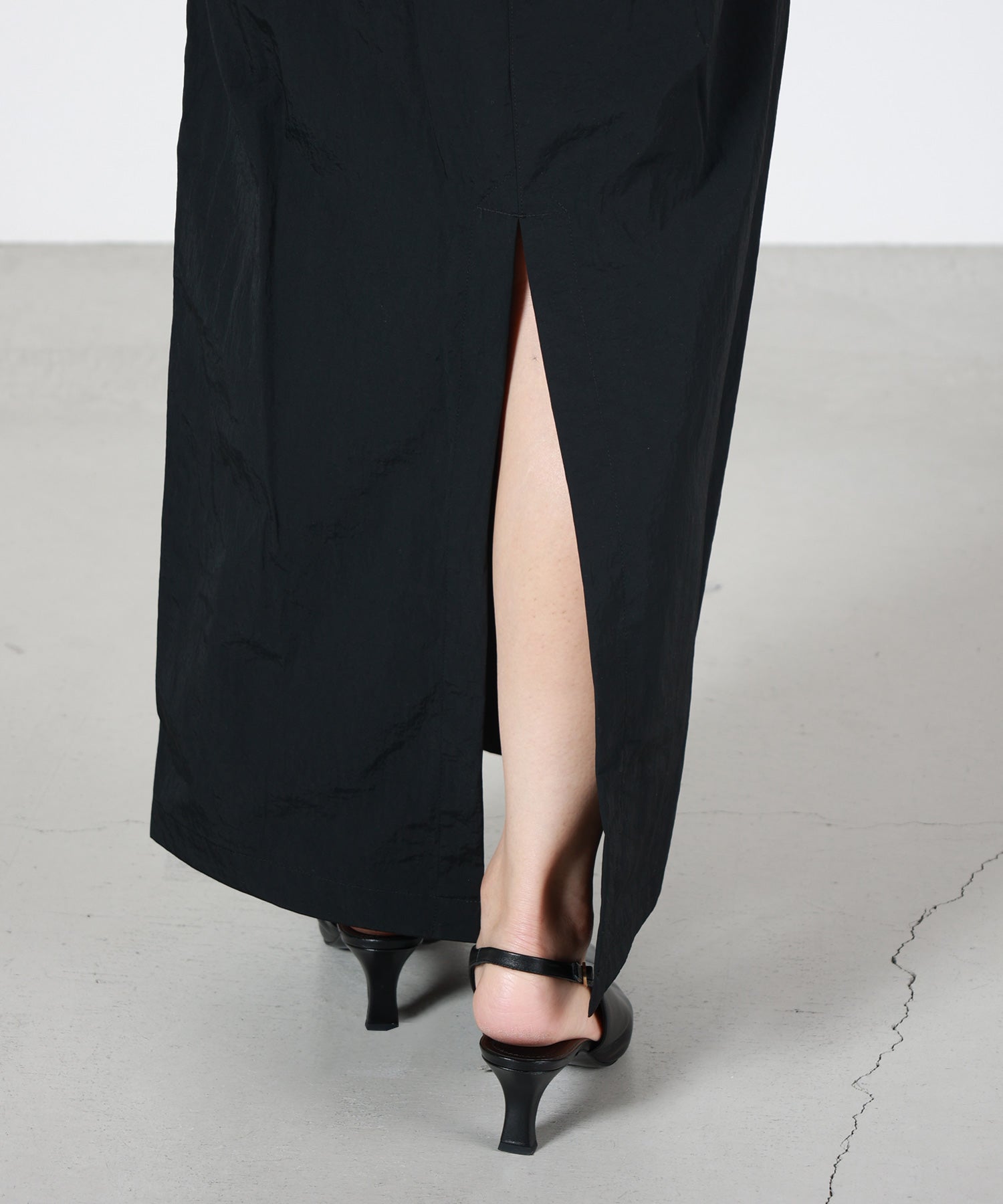 ^ᴗ.ᴗ^ プロフ必読です。 マネクロゴウチ　ネイビー タイトスカート Mame Kurogouchi(マメ クロゴウチ)】 Nylon Typewriter Skirt｜PARIGOT