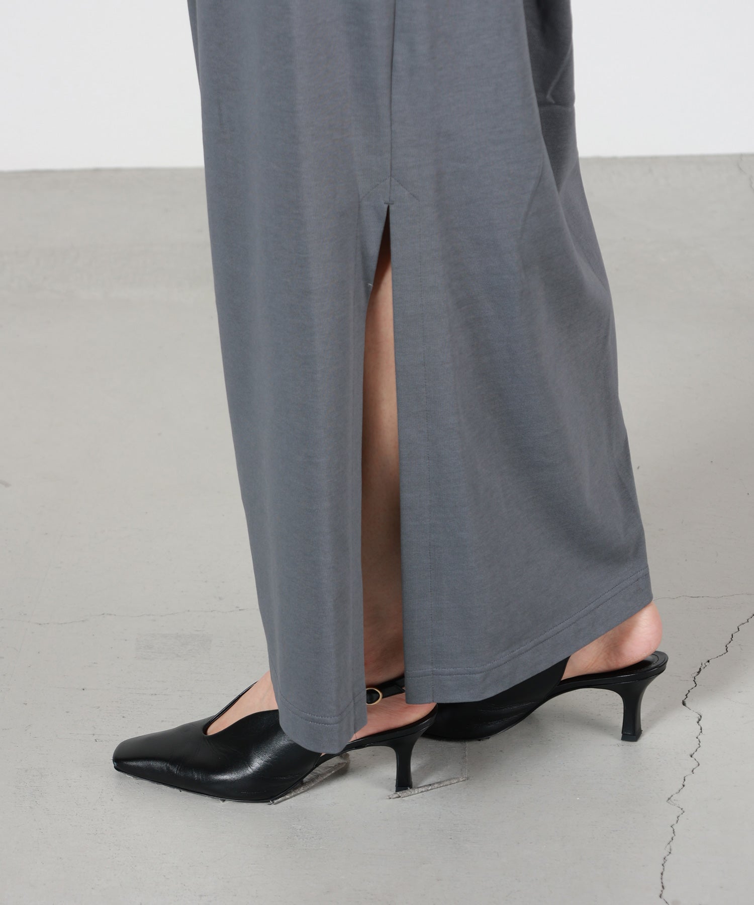Mame Kurogouchi(マメ クロゴウチ)】 Cotton Jersey Asymmetric Dress