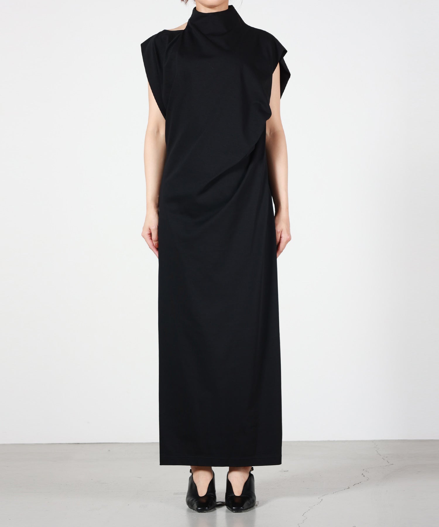 Mame Kurogouchi(マメ クロゴウチ)】 Cotton Jersey Asymmetric Dress