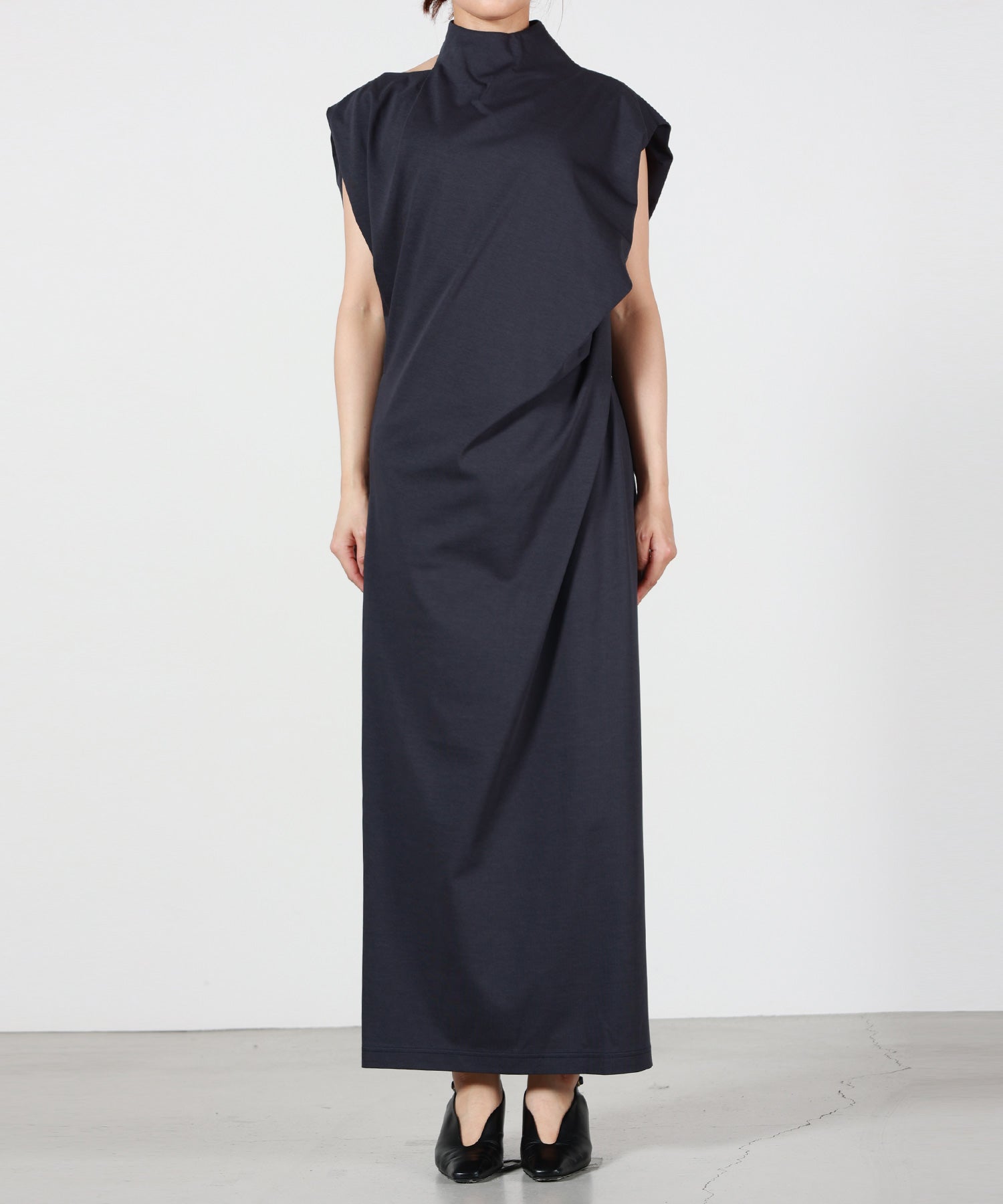 Mame Kurogouchi(マメ クロゴウチ)】 Cotton Jersey Asymmetric Dress