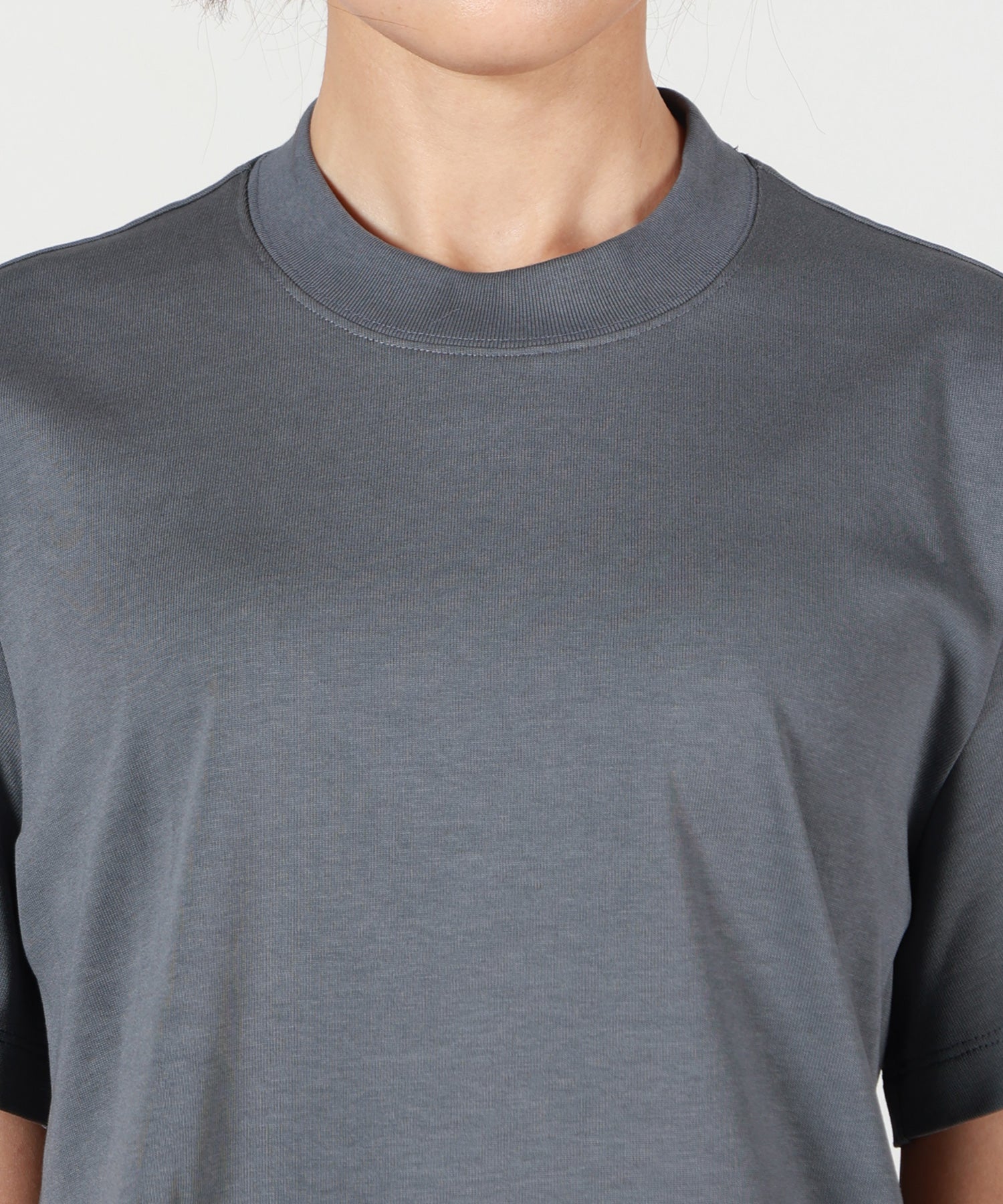 Mame Kurogouchi(マメ クロゴウチ)】 Cotton Jersey Asymmetric T