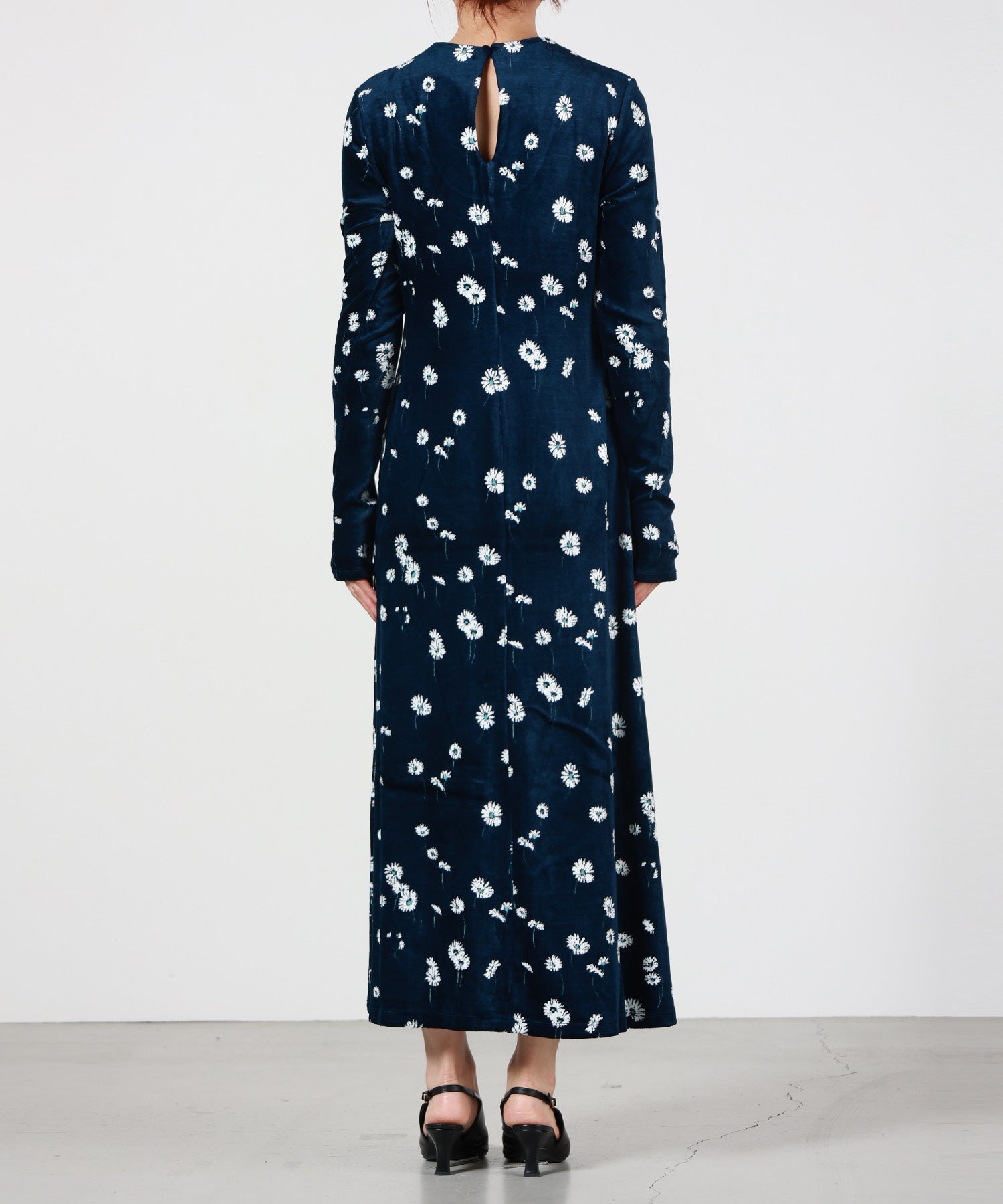 Mame Kurogouchi(マメ クロゴウチ)】 Velour Jersey Floral Dress