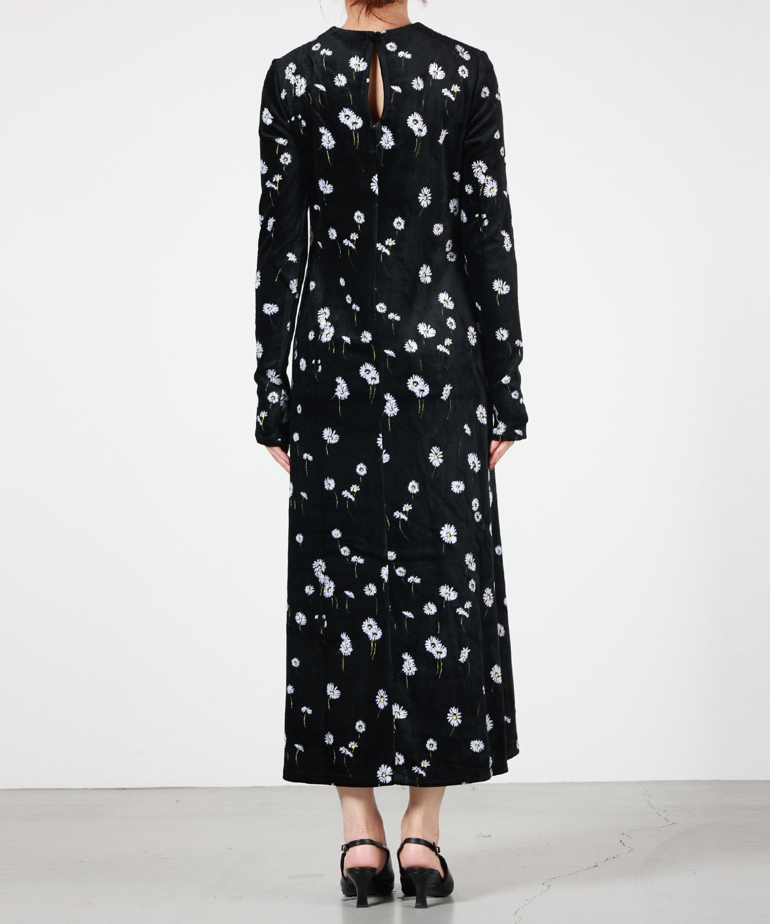Mame Kurogouchi(マメ クロゴウチ)】 Velour Jersey Floral Dress