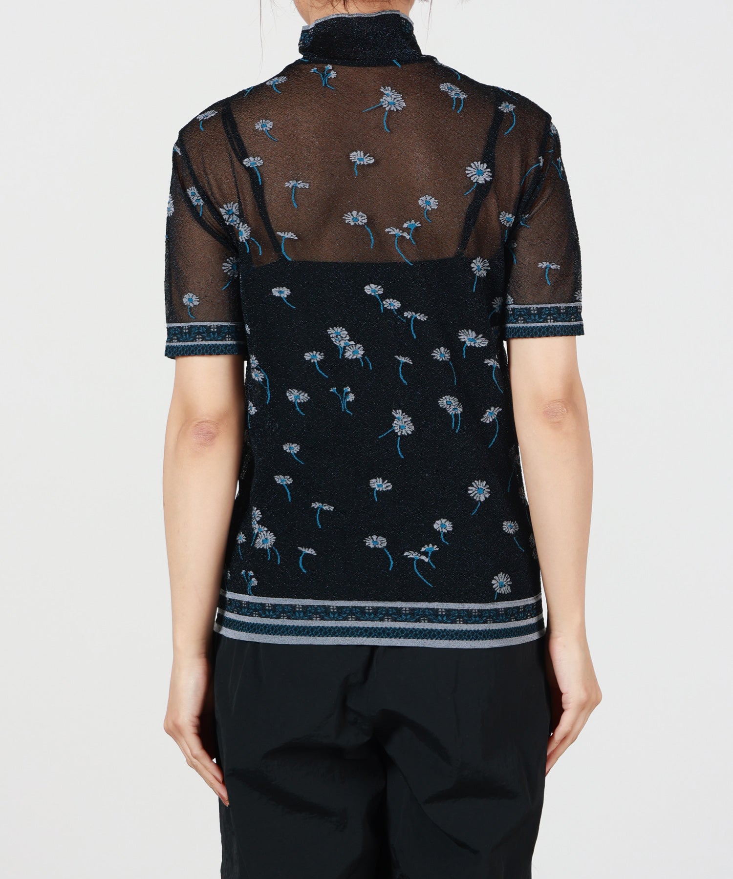 Mame Kurogouchi(マメ クロゴウチ)】 Floral Pattern Short Sleeve