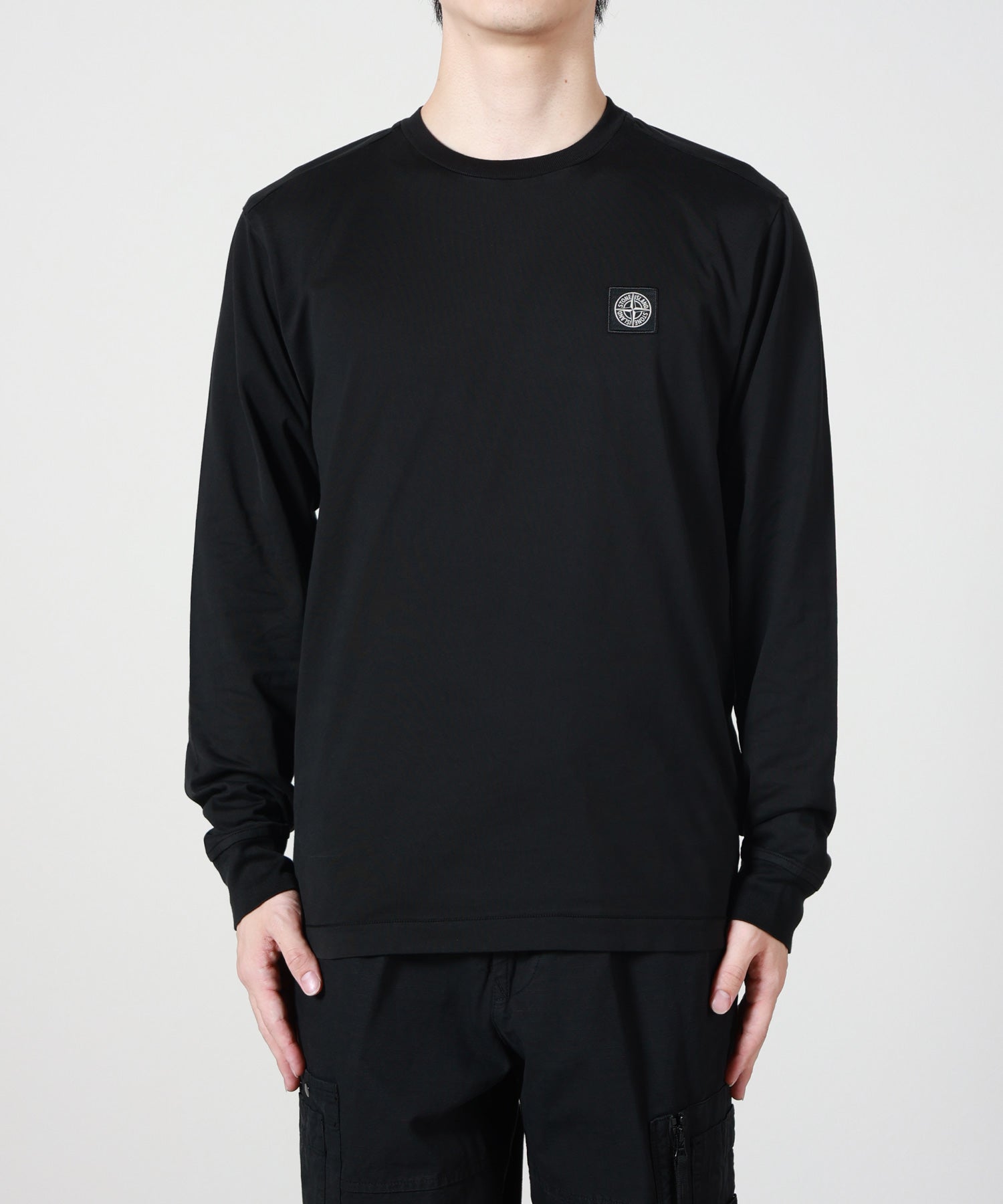STONE ISLAND(ストーンアイランド)】 60/2 COTTON JERSEY スリム