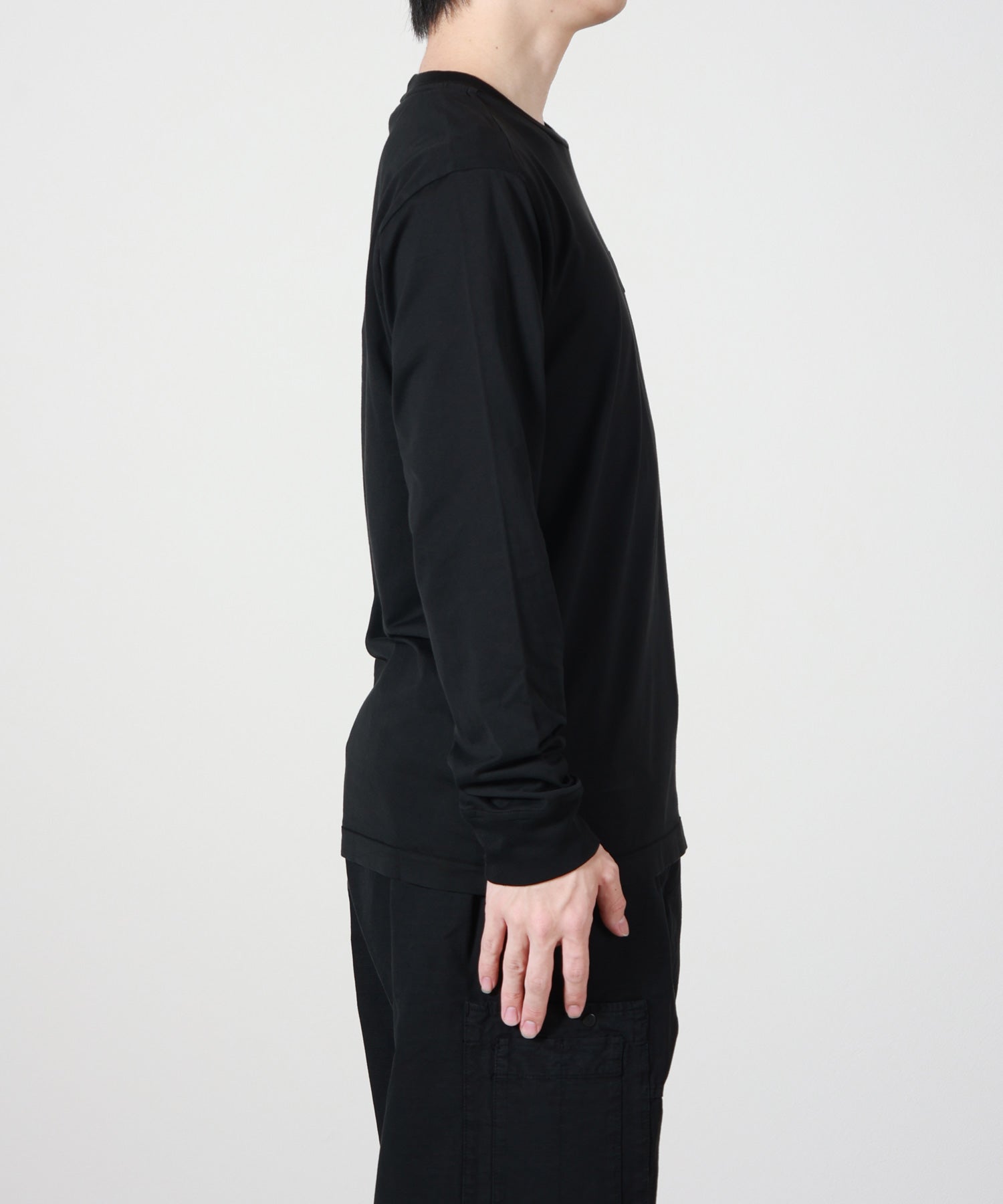 STONE ISLAND(ストーンアイランド)】 60/2 COTTON JERSEY スリム