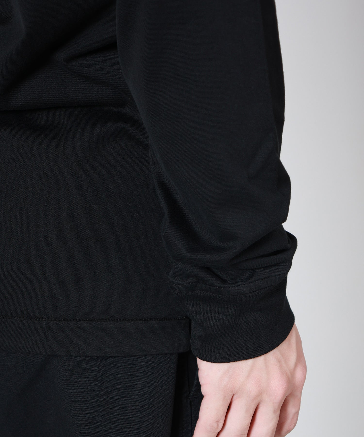 STONE ISLAND(ストーンアイランド)】 60/2 COTTON JERSEY スリム