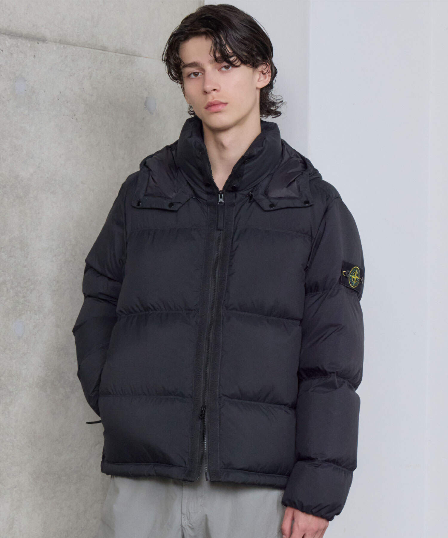 STONE ISLAND(ストーンアイランド)】 SEAMLESS TUNNEL NYLON DOWN-TC