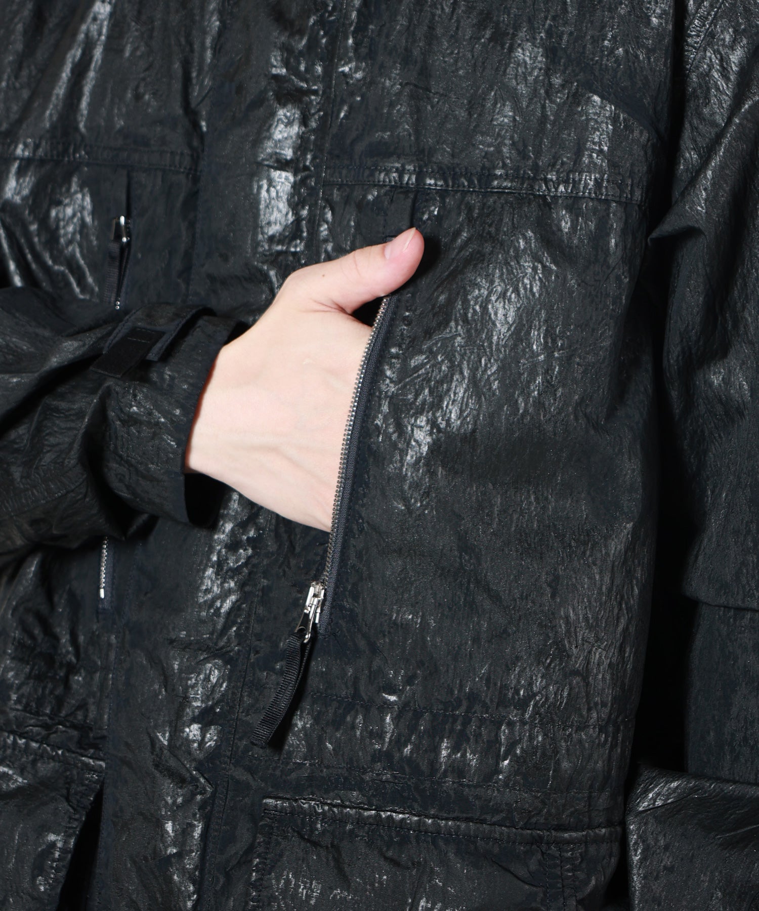STONE ISLAND(ストーンアイランド)】 SLICK NYLON TELA-TC フーデッド