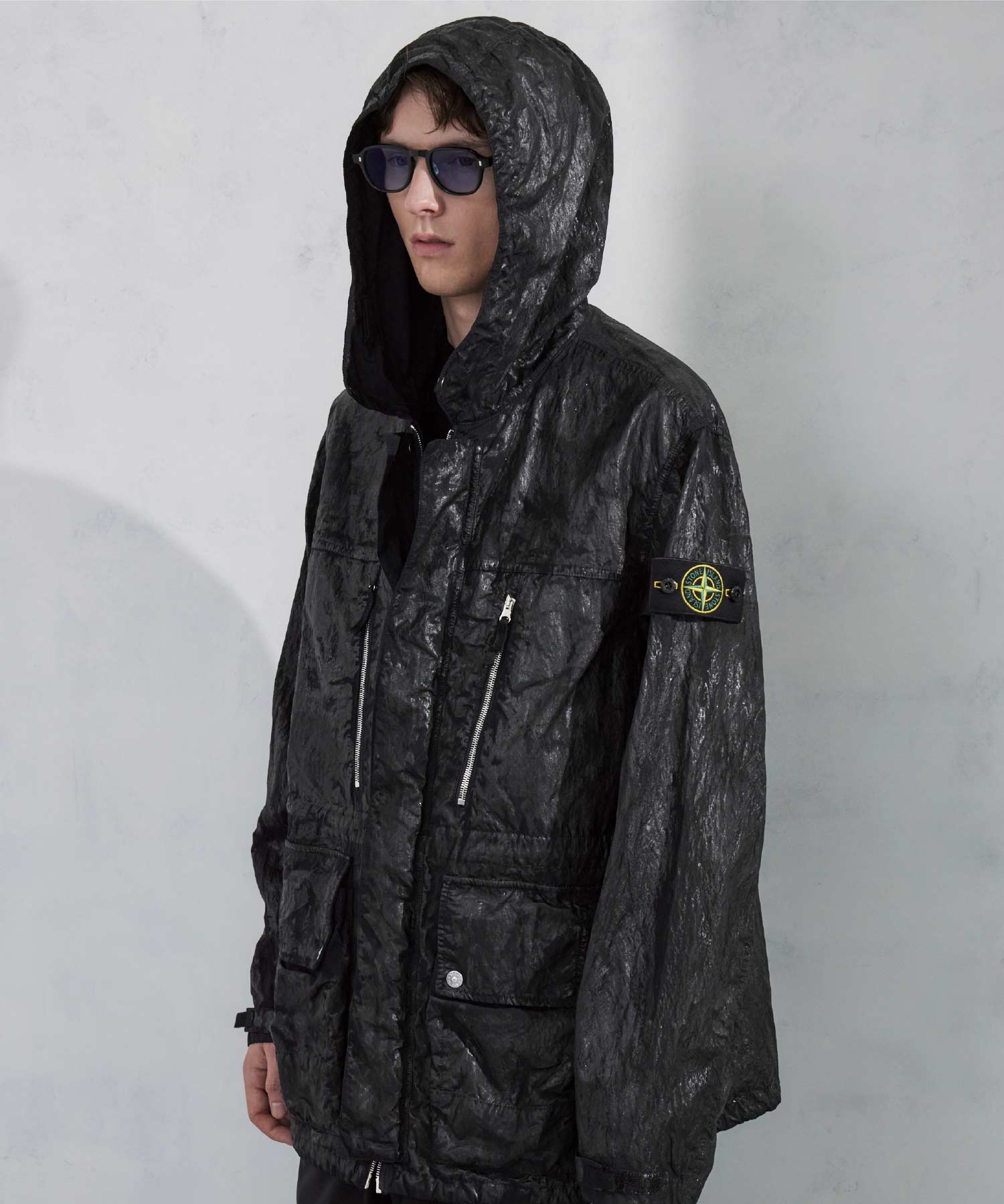 ストーンアイランド フーデッドジャケット ブラック STONE ISLAND(ストーンアイランド)】 SLICK NYLON TELA-TC フーデッド