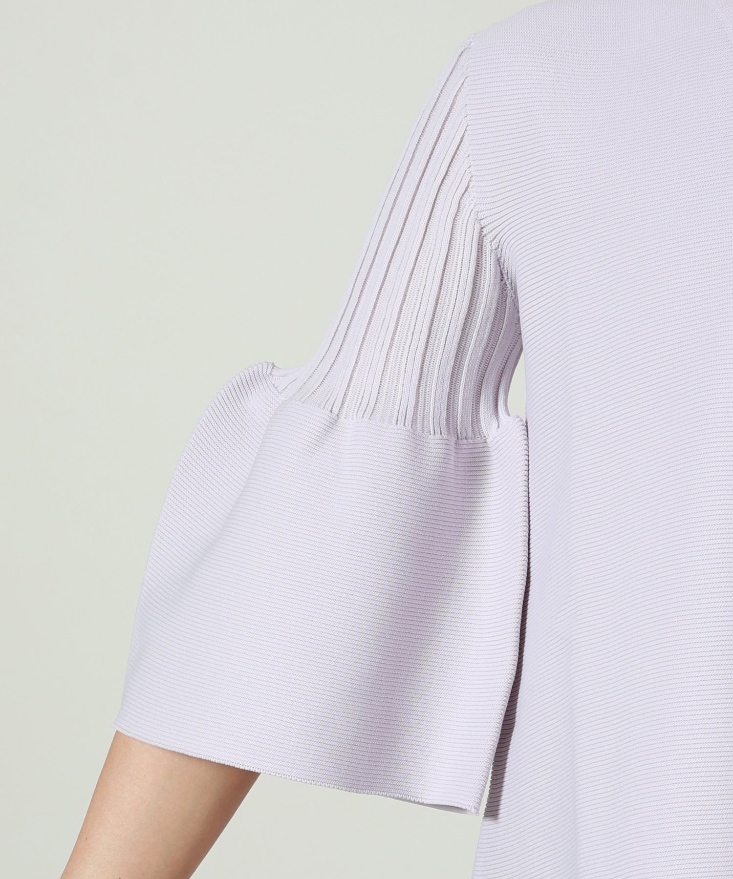 CFCL(シーエフシーエル)】 POTTERY SHORT BELL SLEEVE FLARE TOP