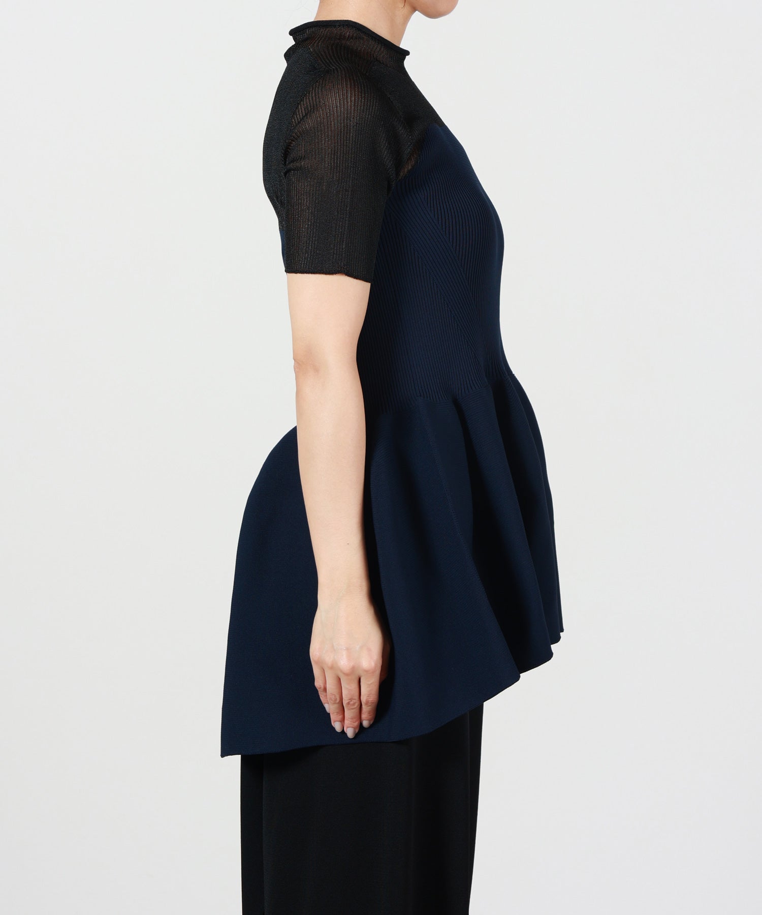 CFCL 新作POTTERY LUCENT SHORT SLEEVE TOP CFCL(シーエフシーエル)】 POTTERY LUCENT DECOLLETAGE SHORT SLEEVE