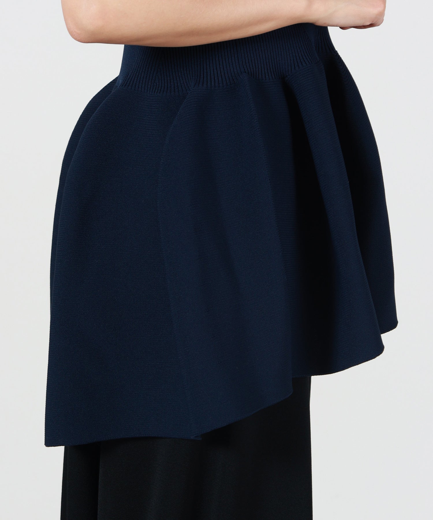 CFCL(シーエフシーエル)】 POTTERY LUCENT DECOLLETAGE SHORT SLEEVE