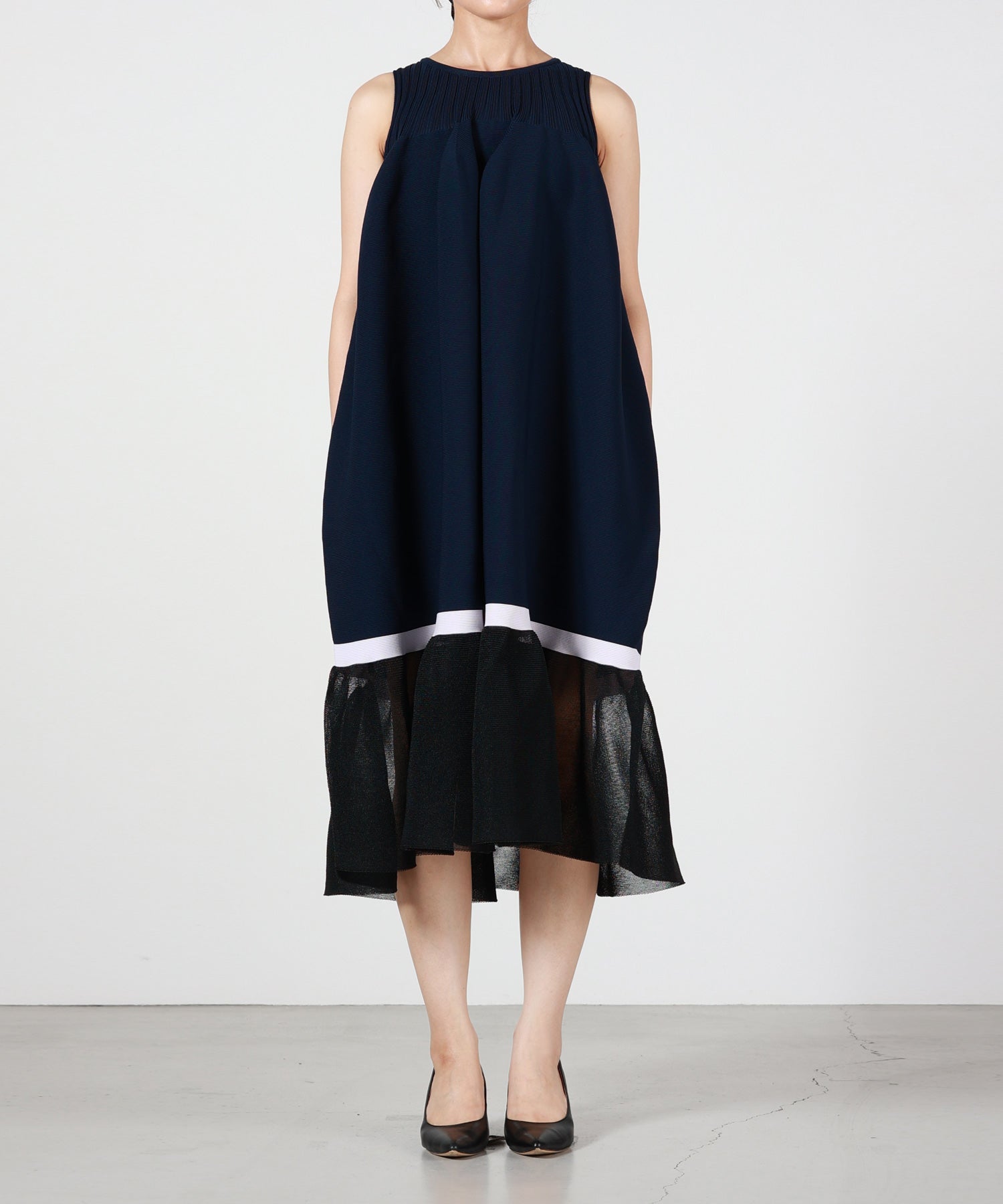 CFCL(シーエフシーエル)】 POTTERY LUCENT SLEEVELESS BUST FLARE