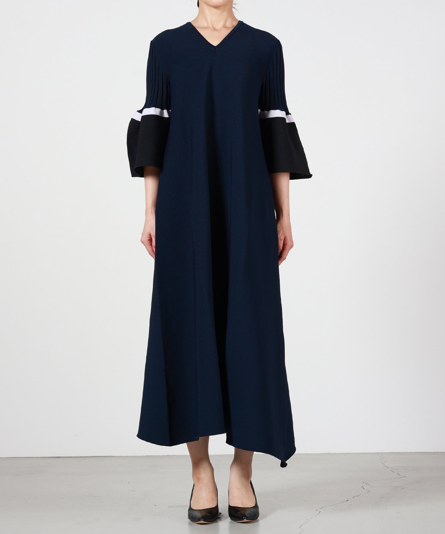 CFCL(シーエフシーエル)】 POTTERY SHORT BELL SLEEVE FLARE DRESS