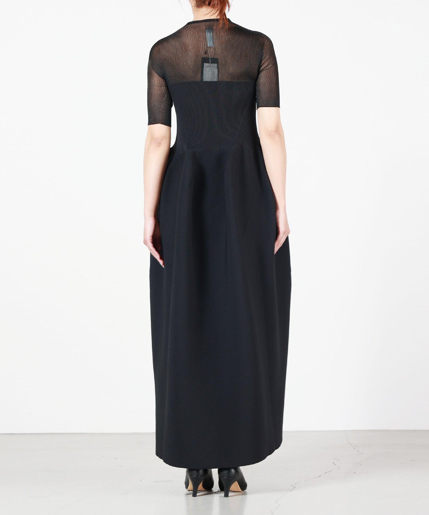 CFCL(シーエフシーエル)】 POTTERY LUCENT DECOLLETAGE SHORT SLEEVE