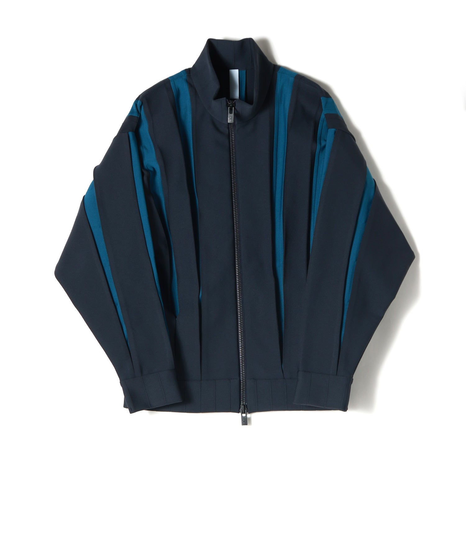 CFCL(シーエフシーエル)】 WEDGED ZIP STAND COLLAR BLOUSON｜PARIGOT