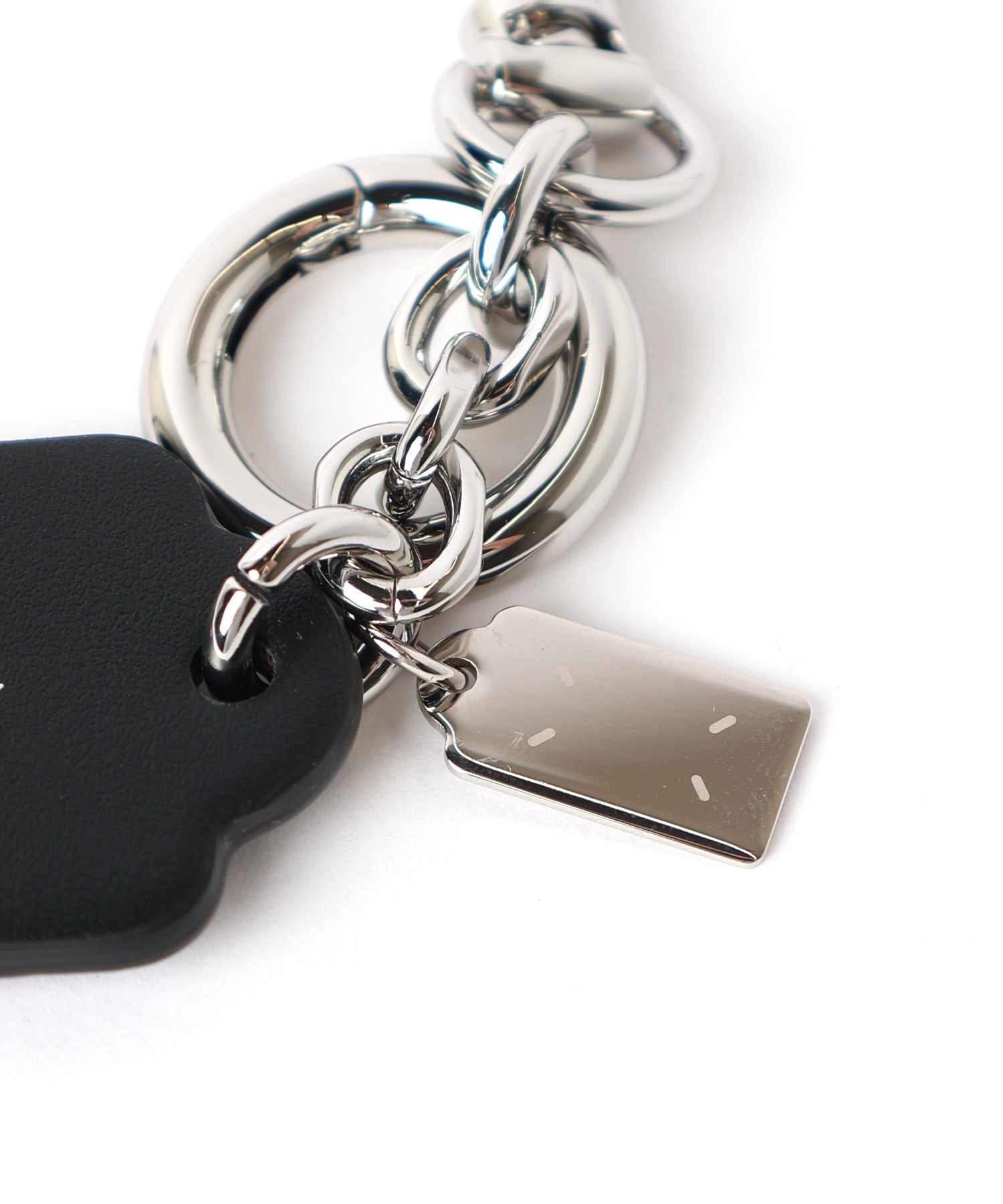 Maison Margiela(メゾンマルジェラ)】 DOUBLE TAG KEYRING SMALL