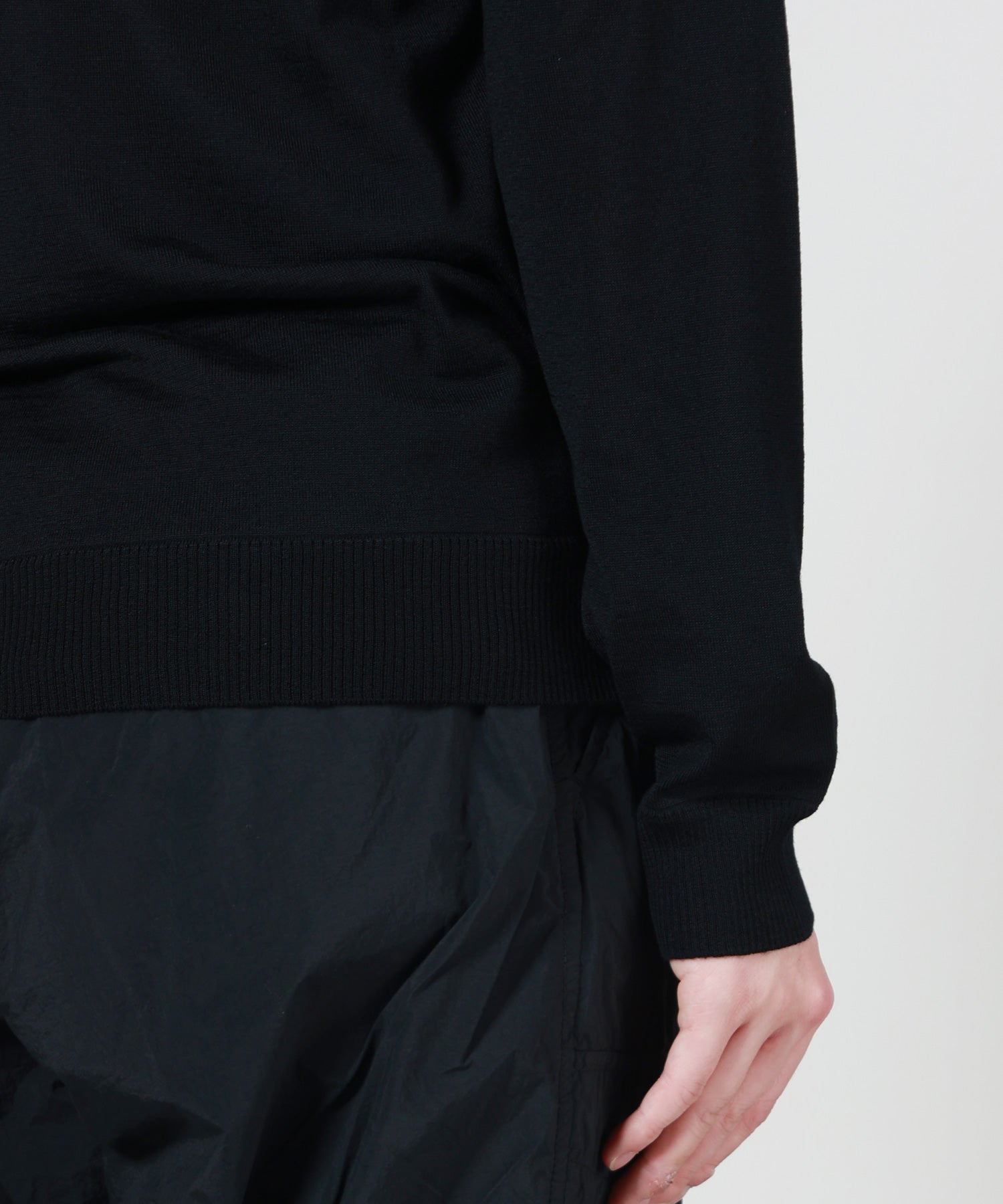 STONE ISLAND(ストーンアイランド)】 GHOST KNIT｜PARIGOT ONLINE