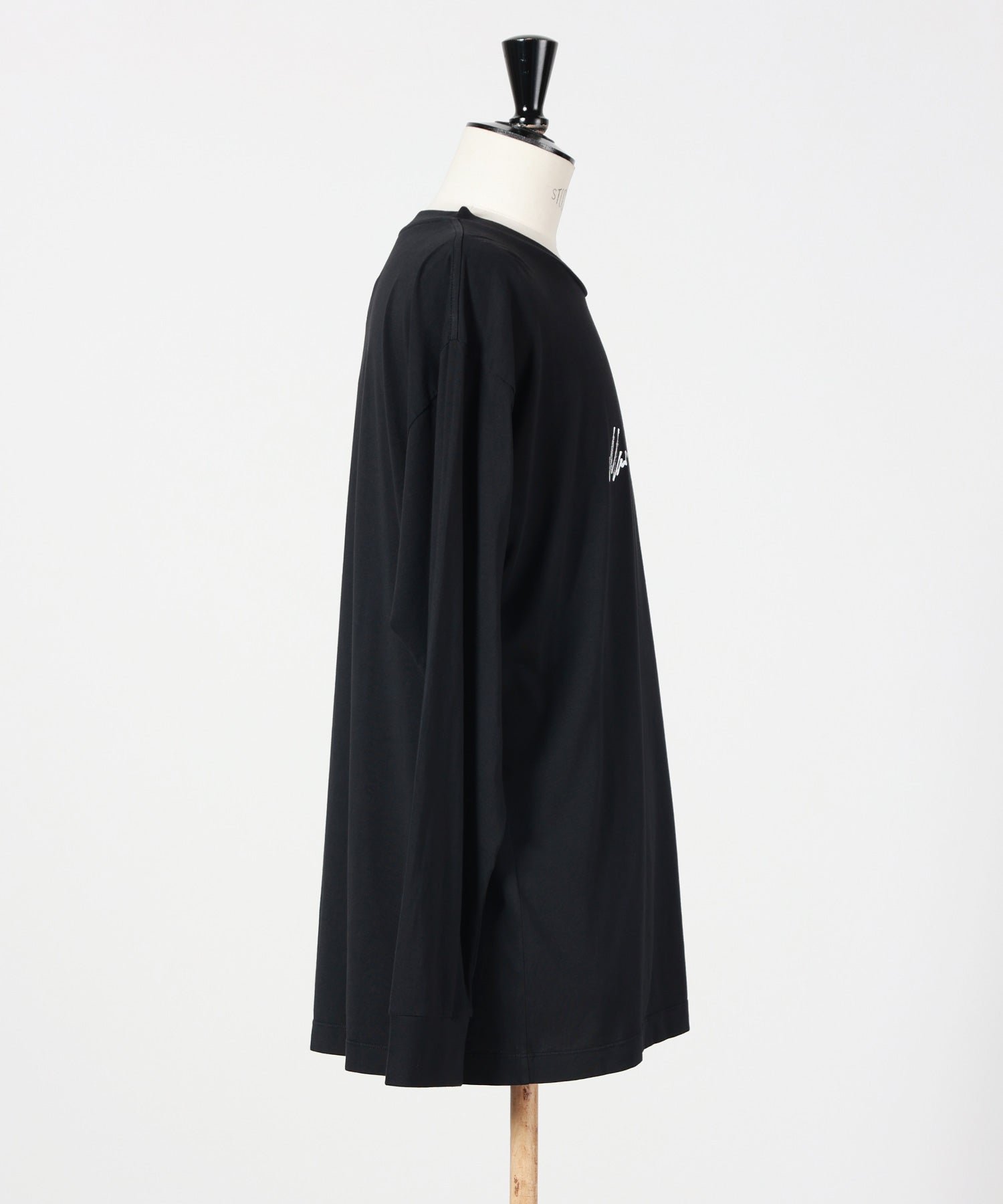 Maison Margiela ブラック ロングスリーブ Tシャツ 12 MM6 Maison Margiela(エムエムシックス メゾン マルジェラ)】 オーバー
