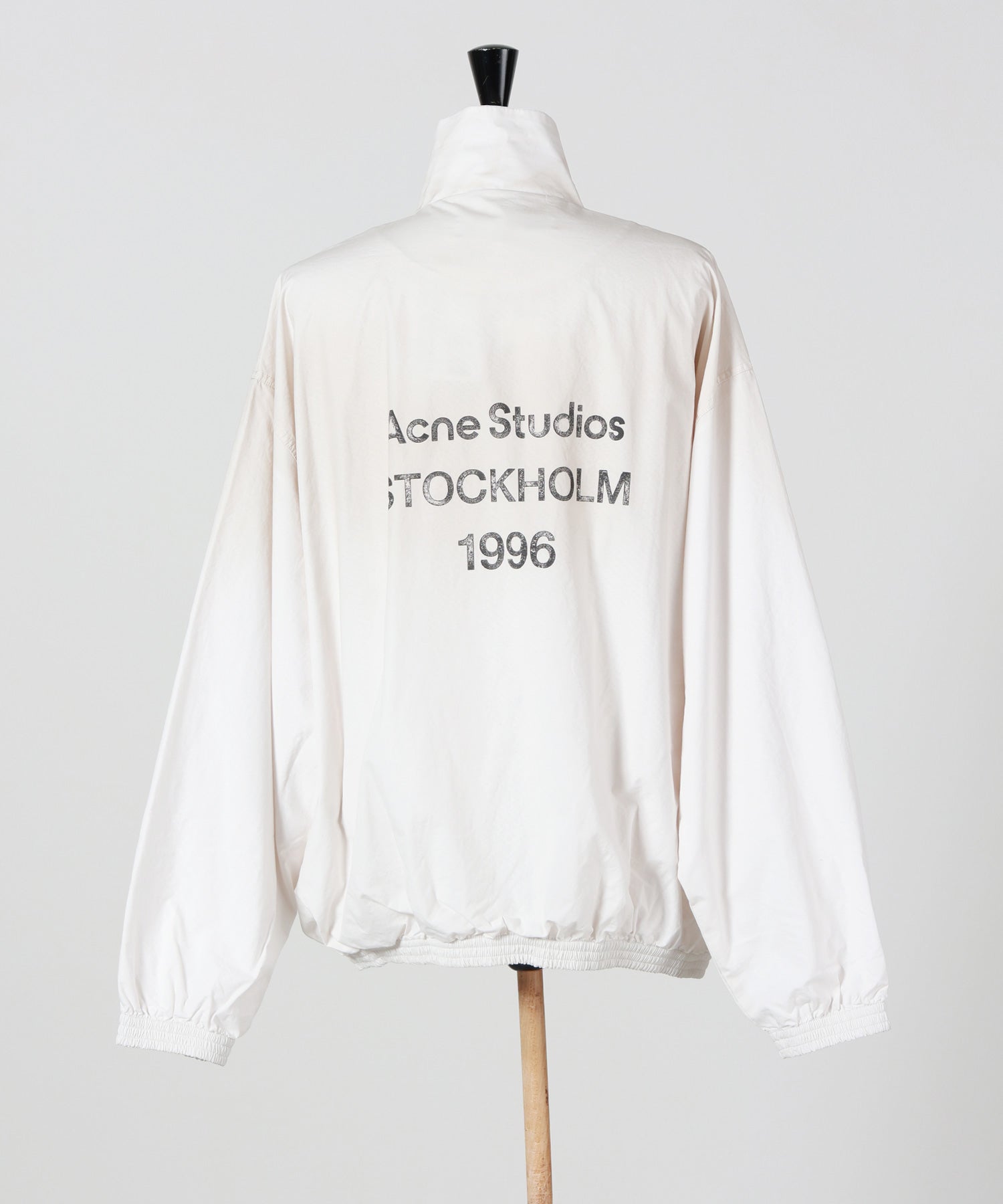Acne Studios(アクネストゥディオズ)】 ウォッシュ加工ロゴジャケット