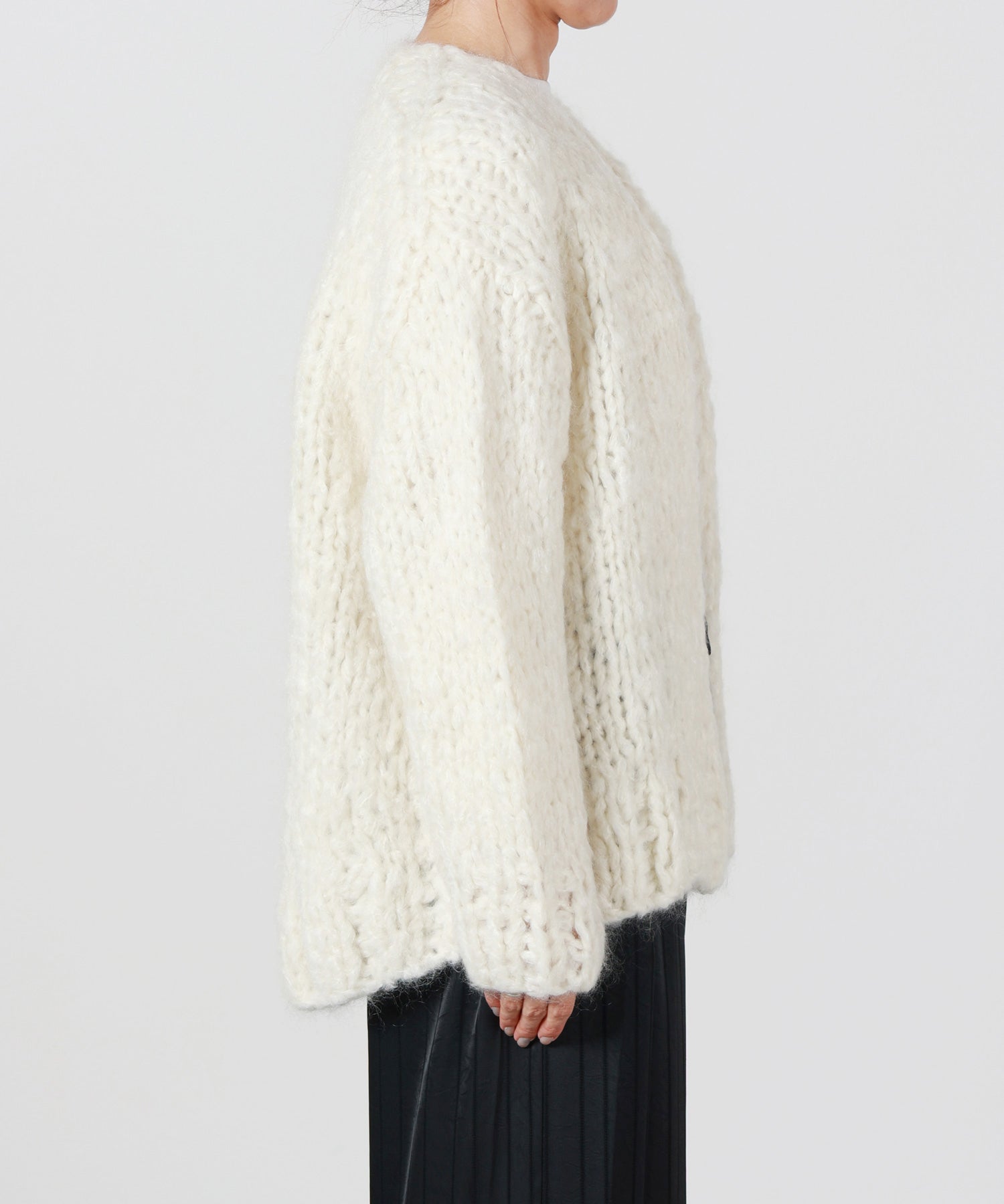 【定価5.5万円】美品 OUAT 和紙混紡 カーディガン 白 ATON(エイトン)】 HAND KNIT | CARDIGAN｜PARIGOT ONLINE（パリゴ