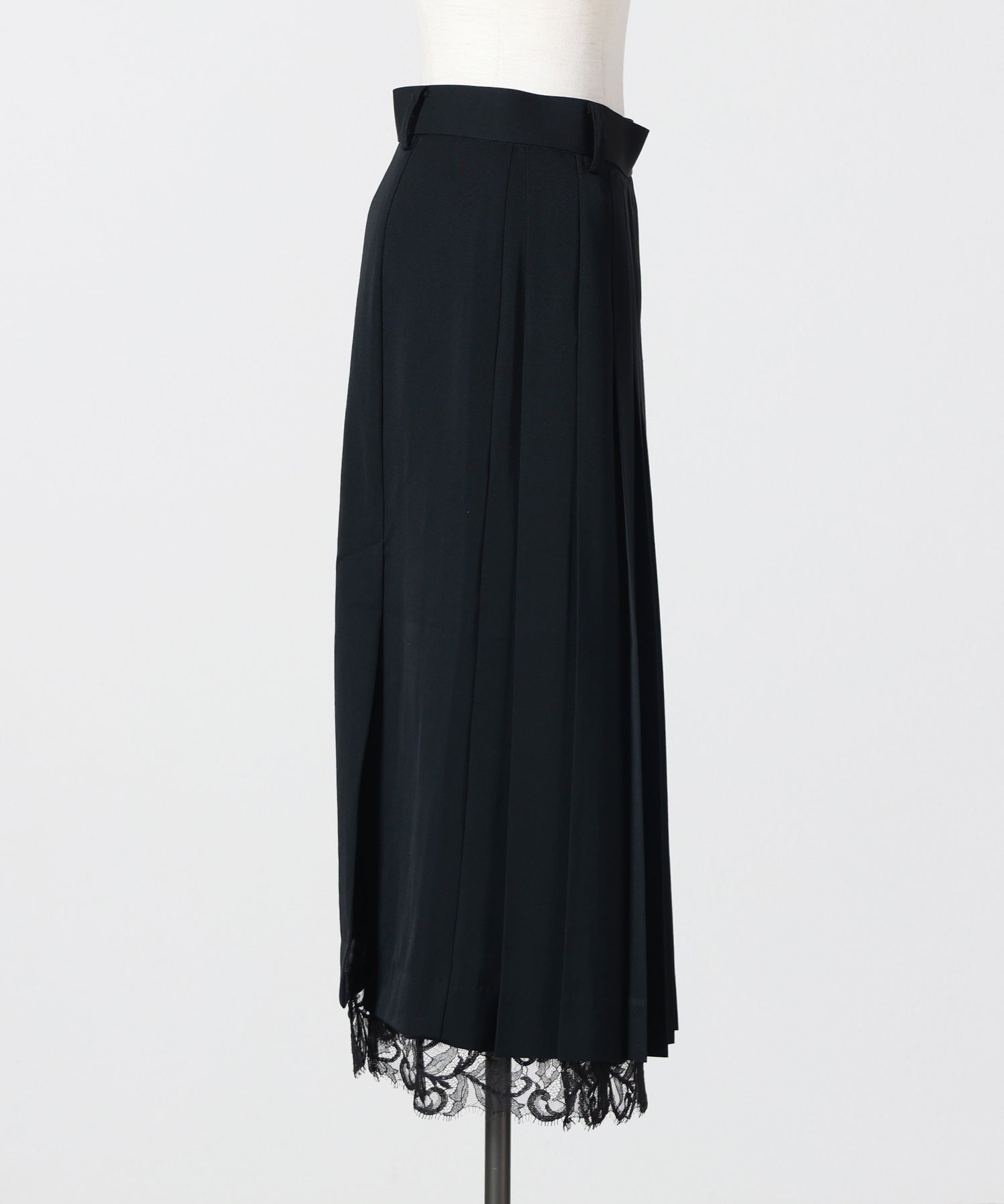 FETICO(フェティコ)】 FINE WOOL PLEATED SKIRT WITH LACE TRIM