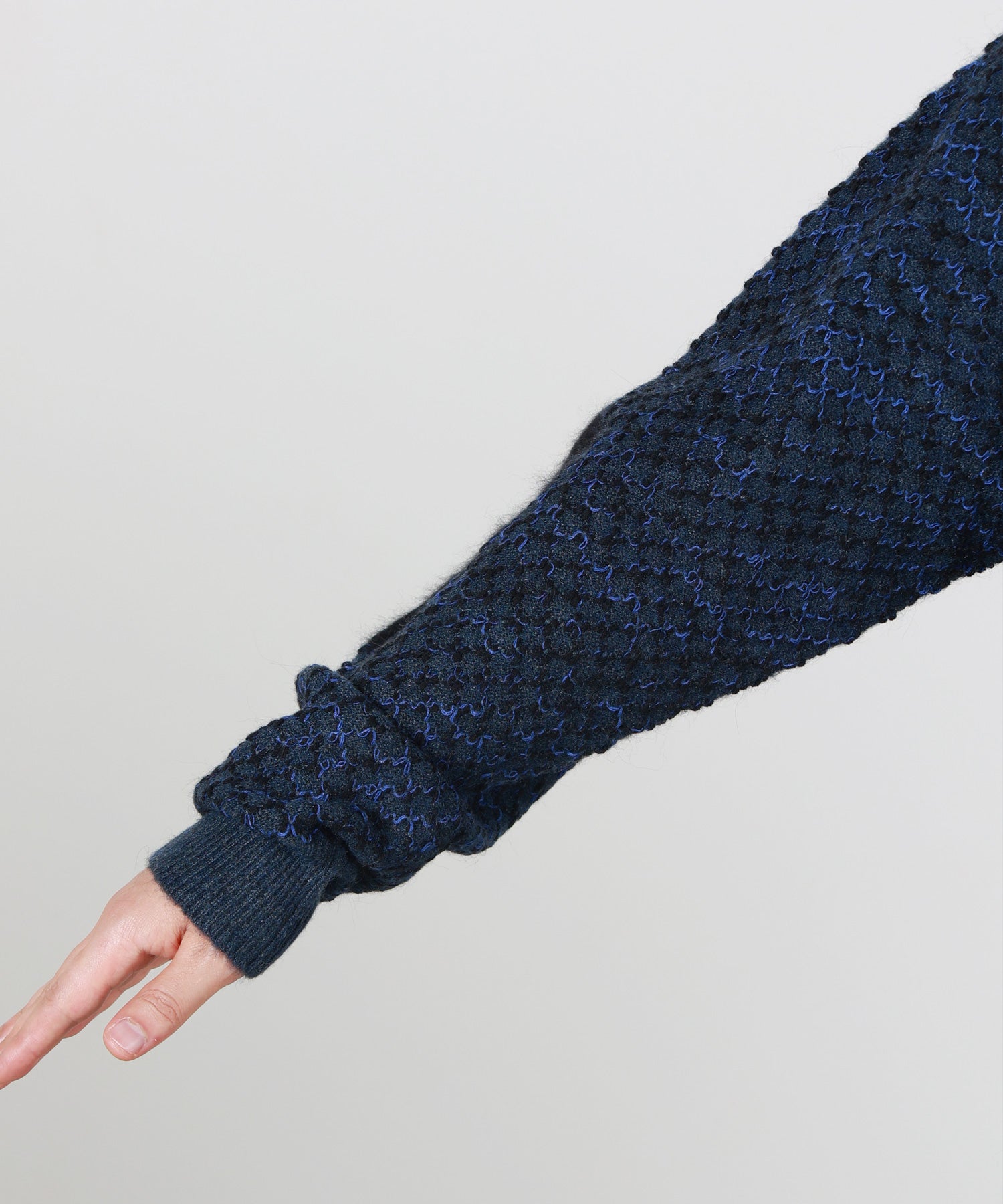 TOGA VIRILIS(トーガ ビリリース)】 HEART KNIT CARDIGAN｜PARIGOT