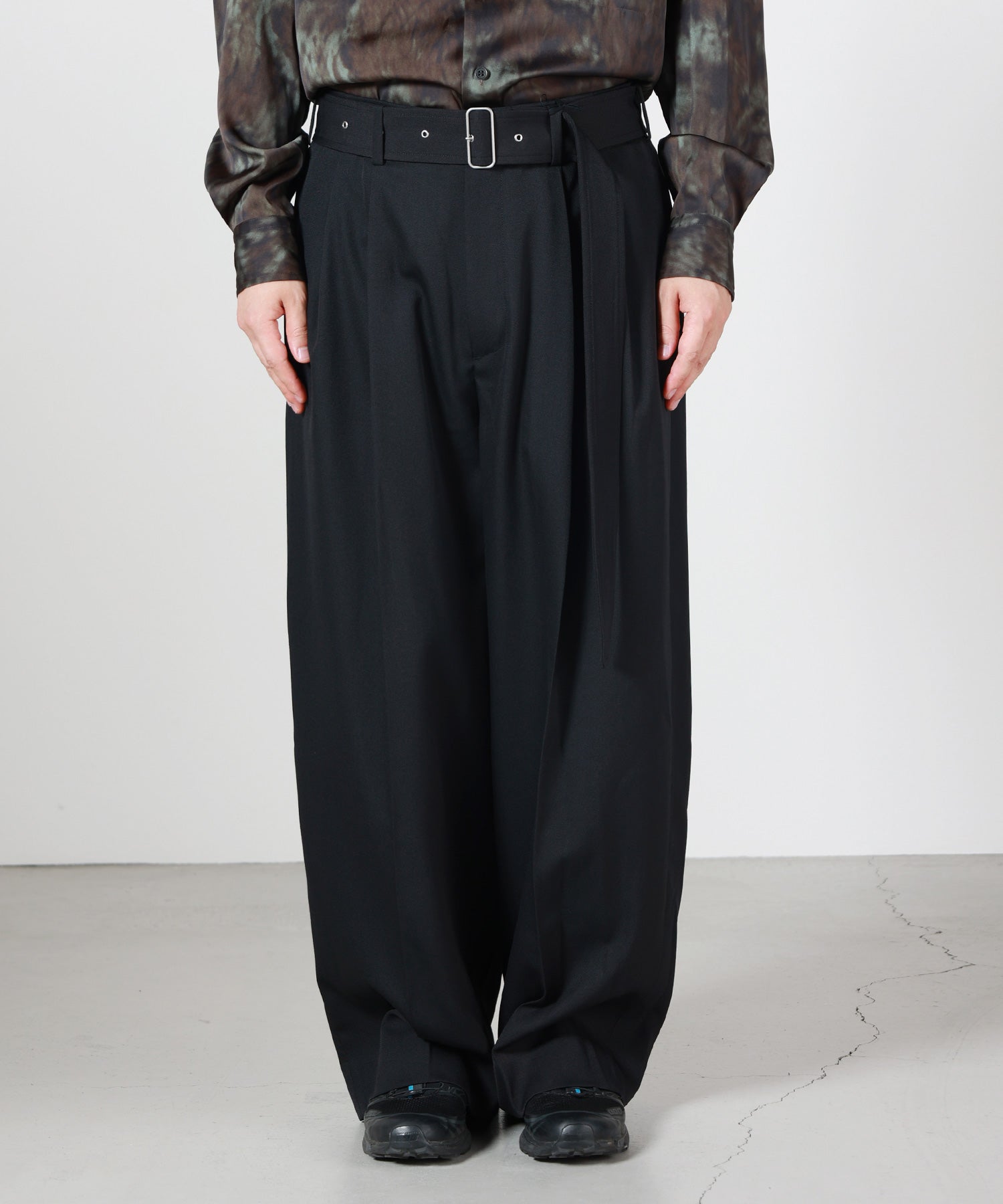 08sircus(08サーカス)】 Dobby cloth 2tuck belted wide pants