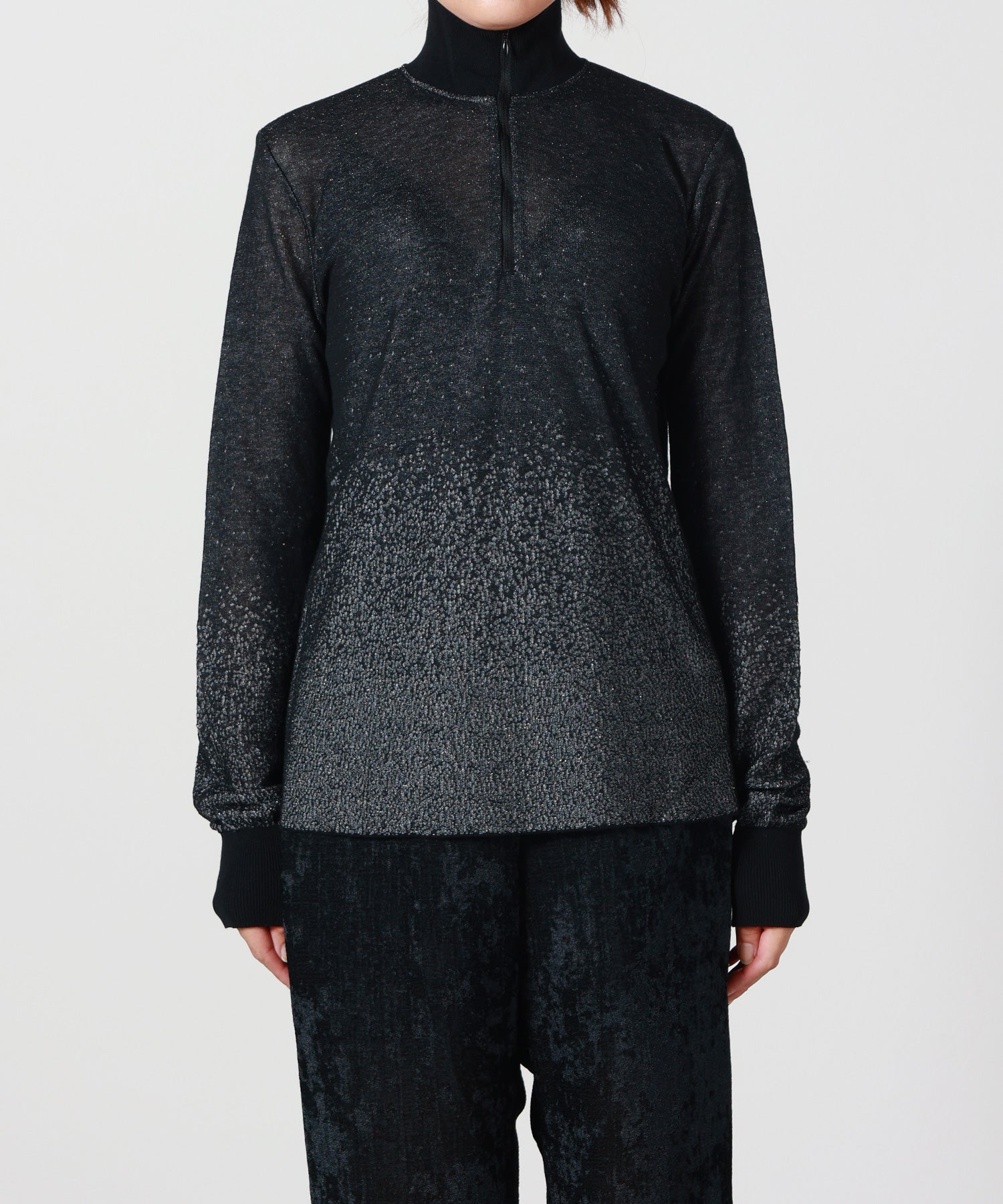 Mame Kurogouchi(マメ クロゴウチ)】 Half Zip Gradation Knit Top