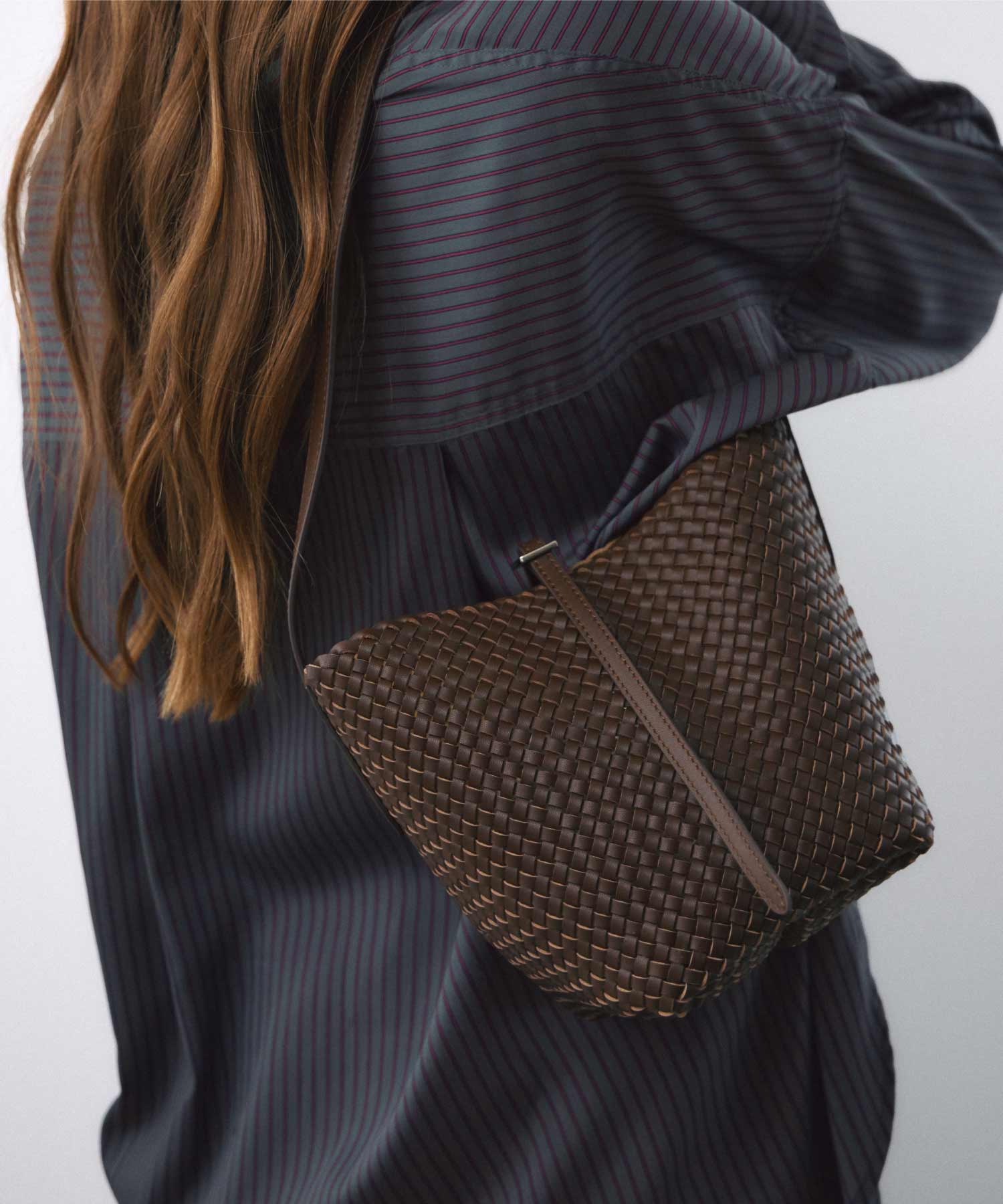 VASIC(ヴァジック)】 《予約》Bag｜PARIGOT ONLINE（パリゴオンライン）